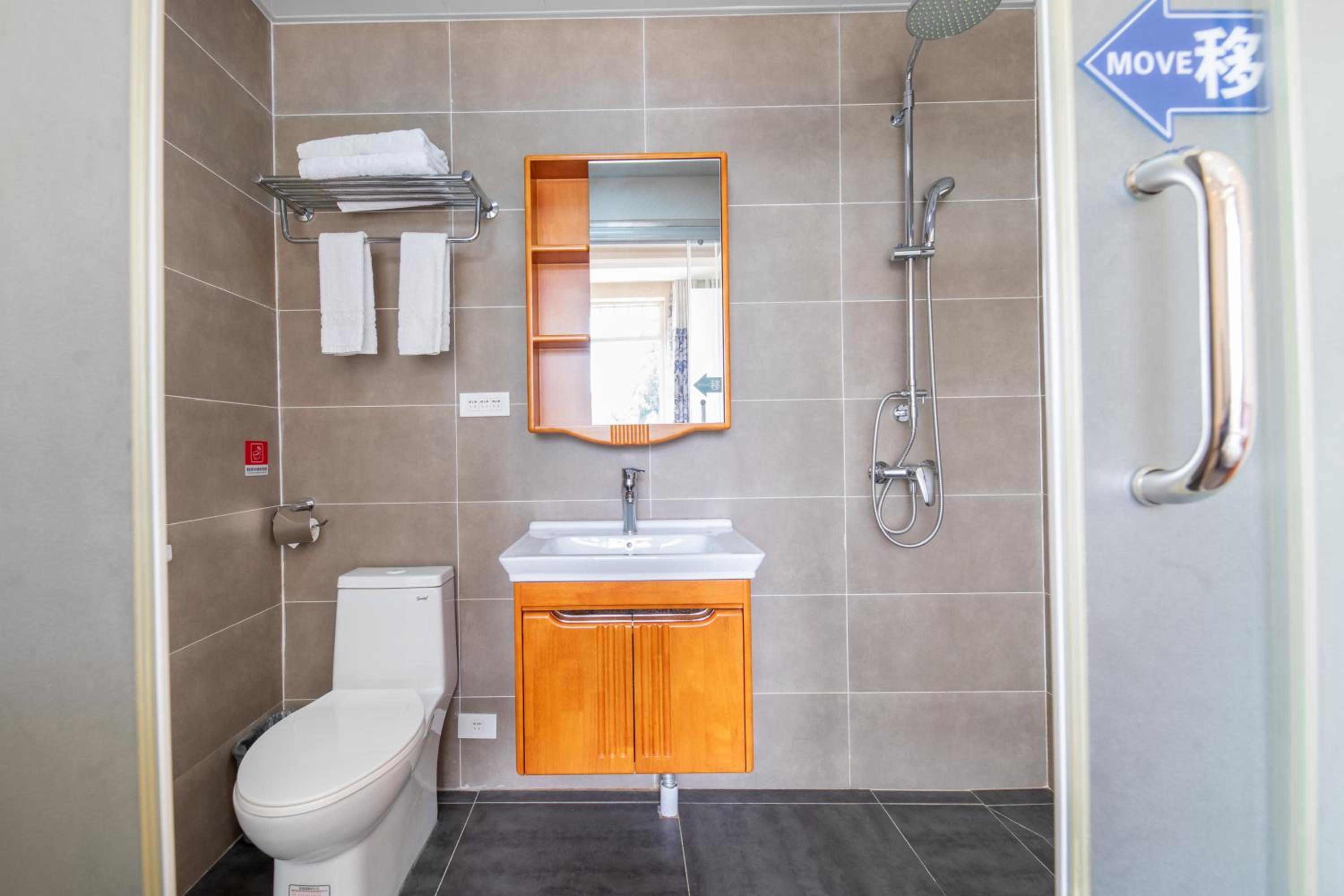 Junshe Boutique Guest House-Complementary pick up servie for a 3-night stay in a deluxe room