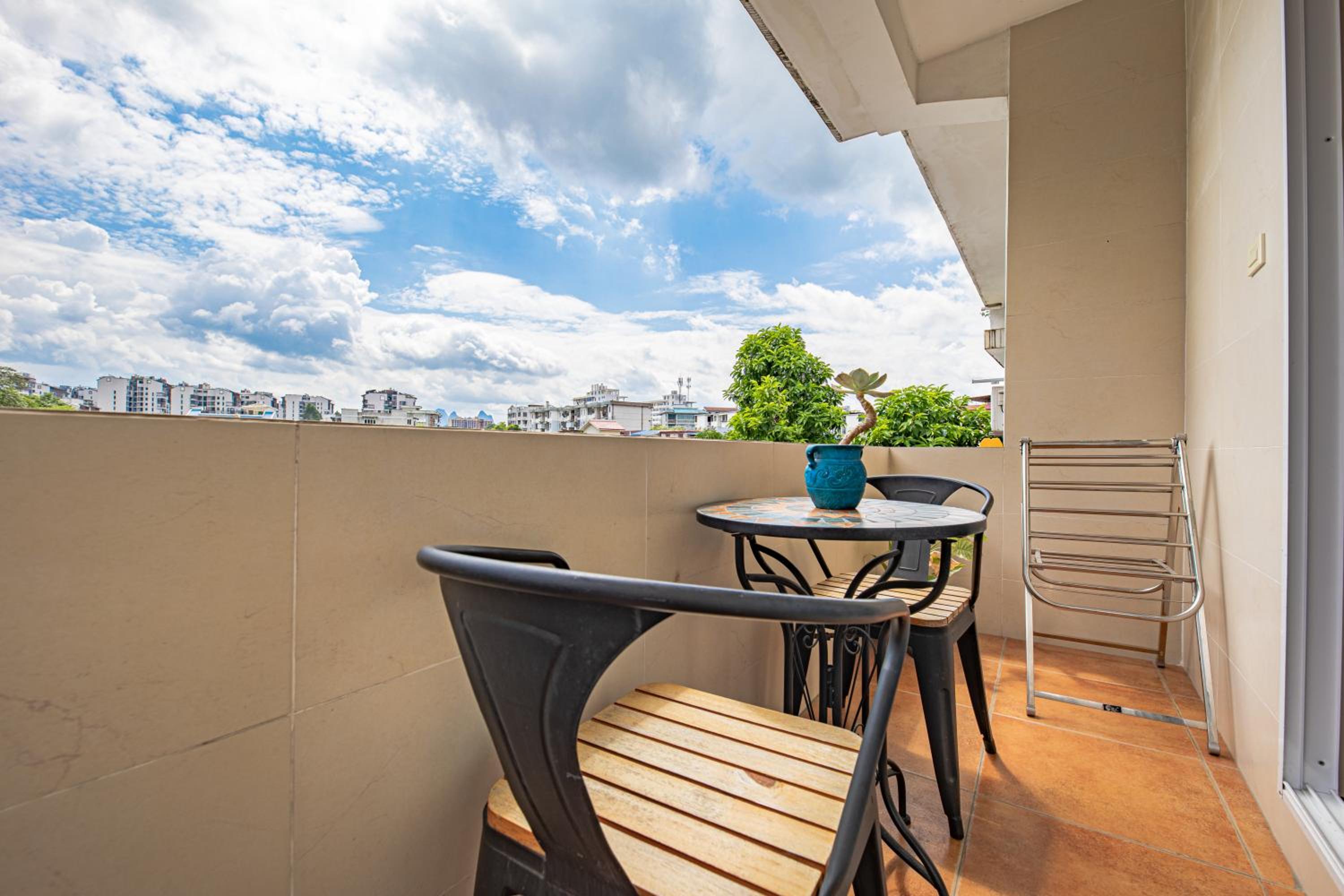 Junshe Boutique Guest House-Complementary pick up servie for a 3-night stay in a deluxe room