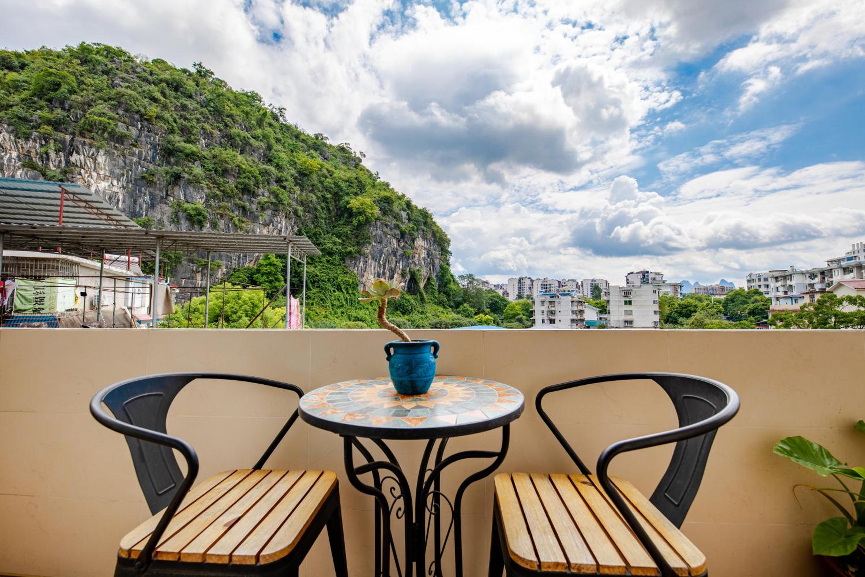 Junshe Boutique Guest House-Complementary pick up servie for a 3-night stay in a deluxe room