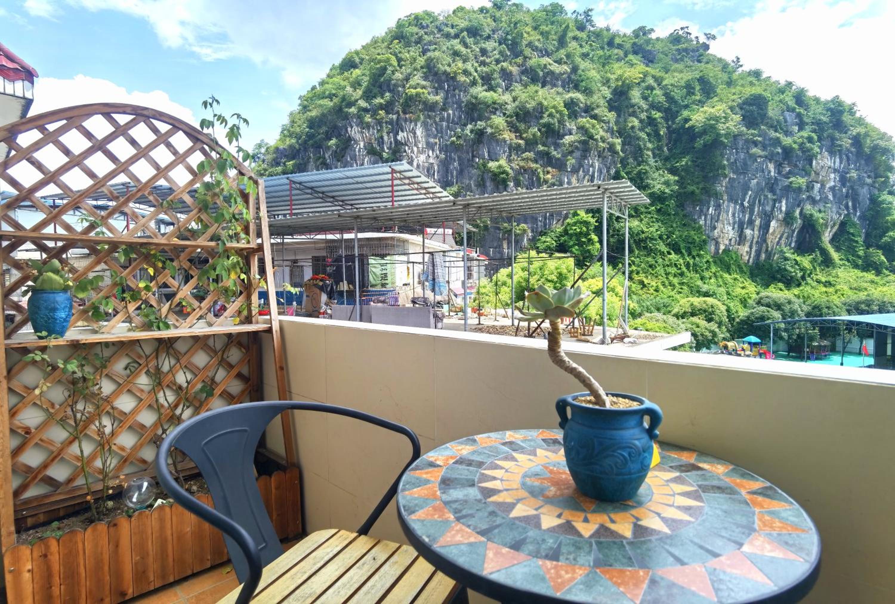 Junshe Boutique Guest House-Complementary pick up servie for a 3-night stay in a deluxe room