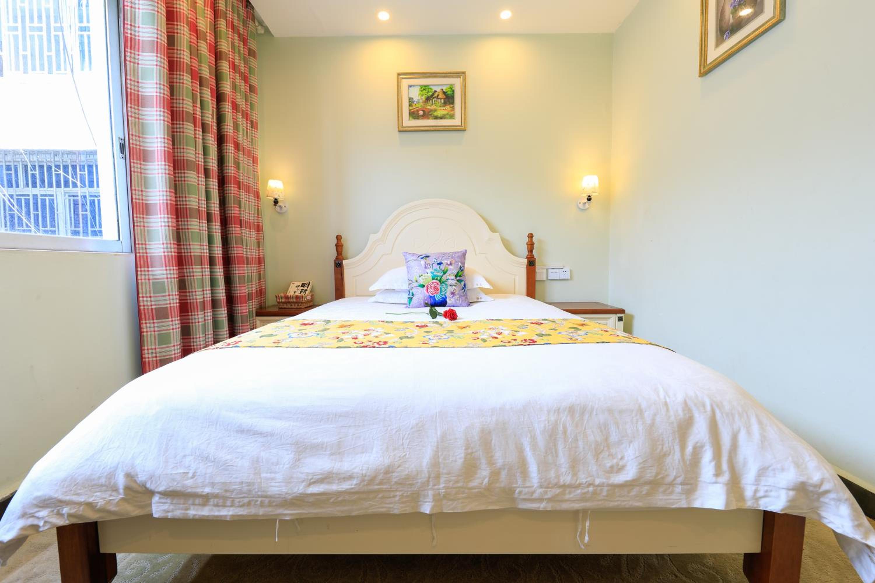 Junshe Boutique Guest House-Complementary pick up servie for a 3-night stay in a deluxe room