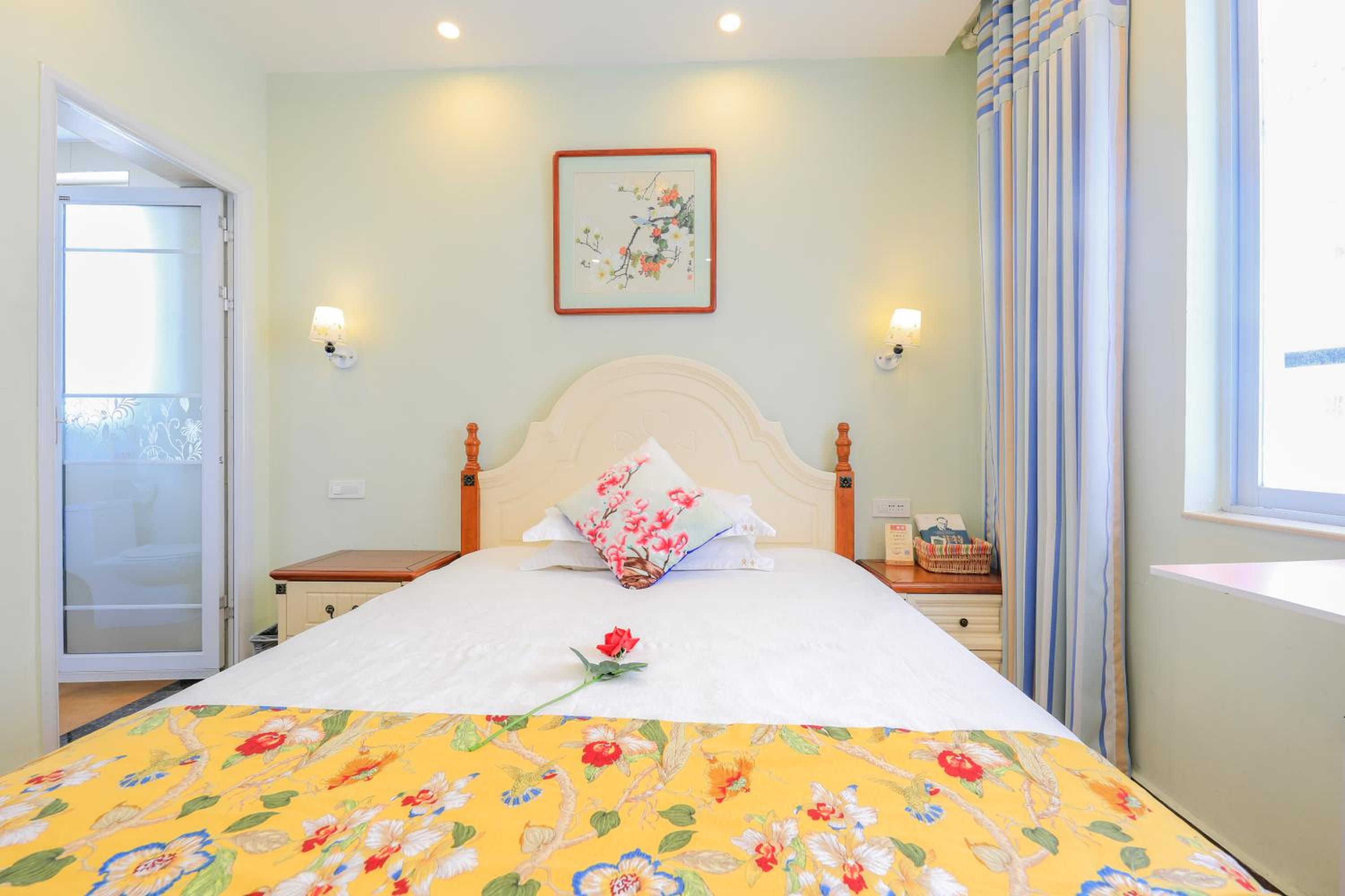Junshe Boutique Guest House-Complementary pick up servie for a 3-night stay in a deluxe room