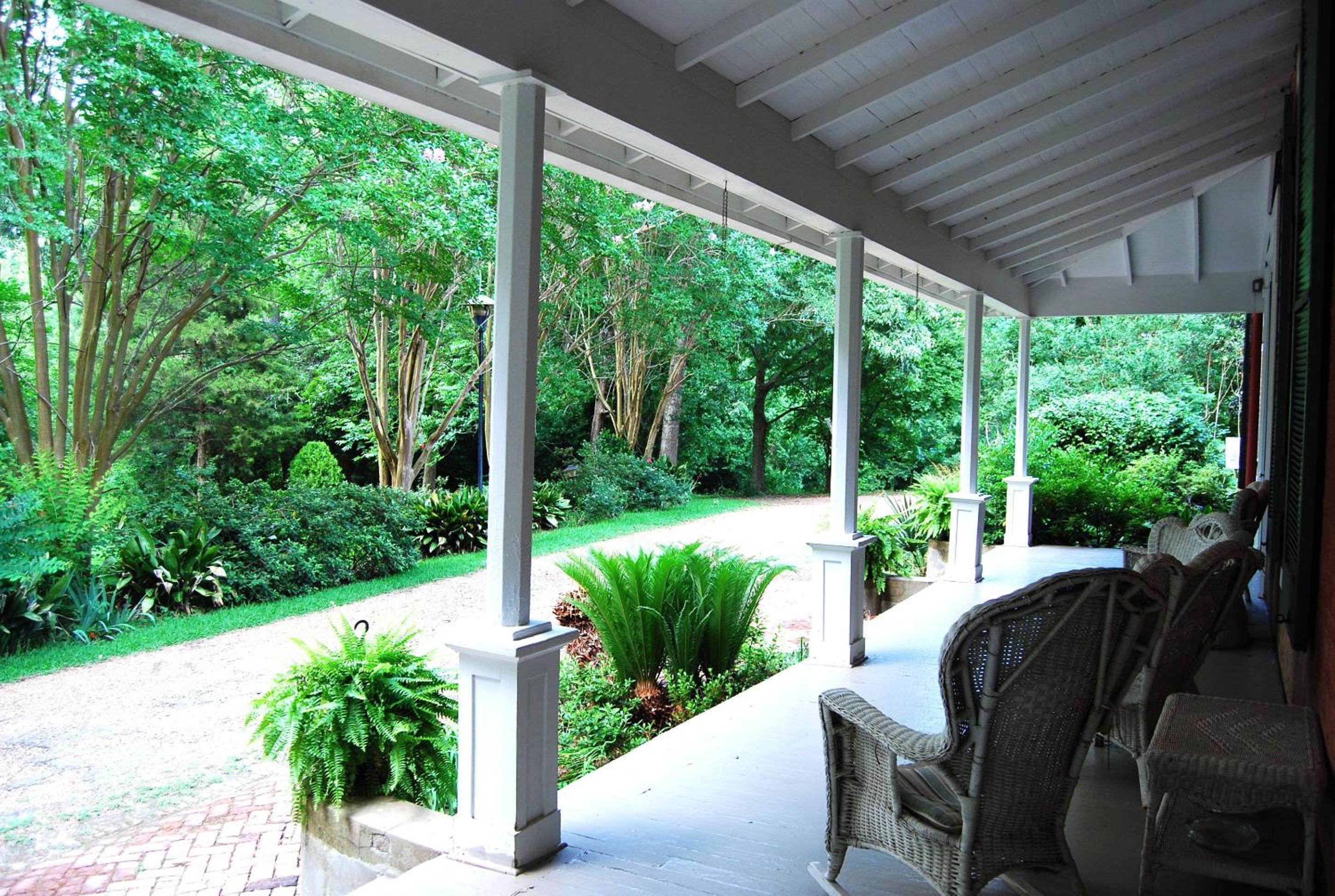 Natchez Vacations - Glenfield Plantation Historic Antebellum Bed and Breakfast - Property Image 17