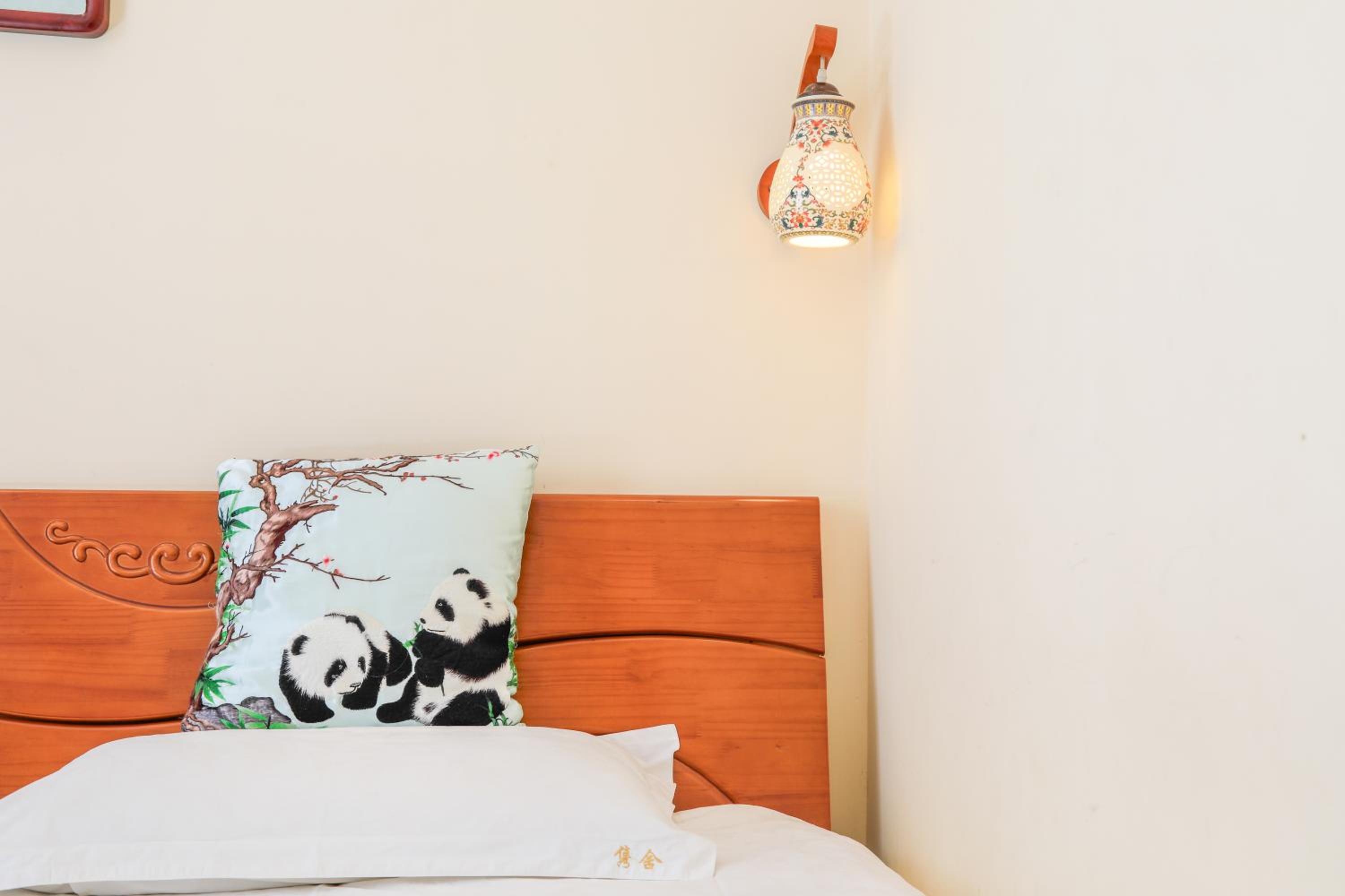 Junshe Boutique Guest House-Complementary pick up servie for a 3-night stay in a deluxe room