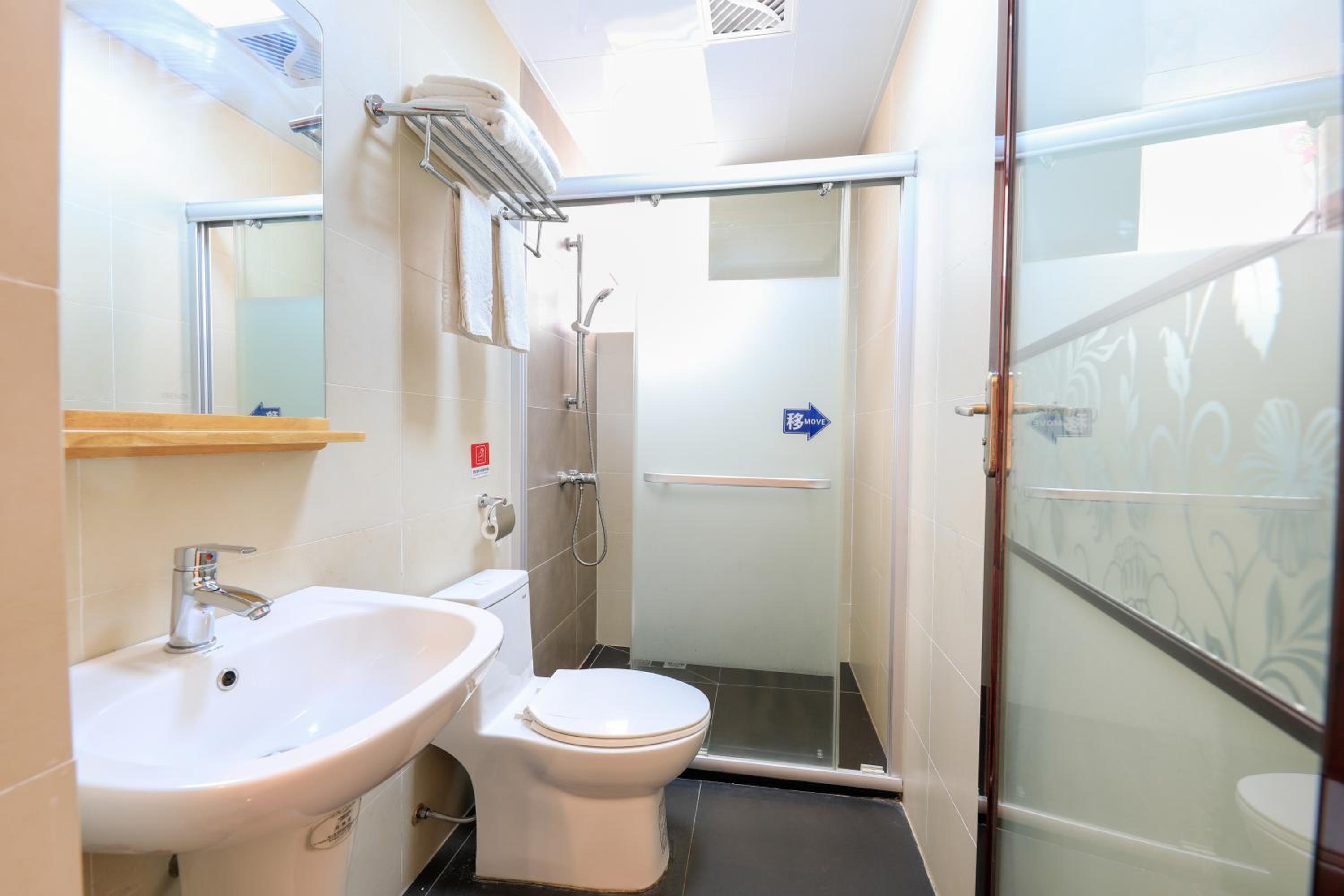 Junshe Boutique Guest House-Complementary pick up servie for a 3-night stay in a deluxe room