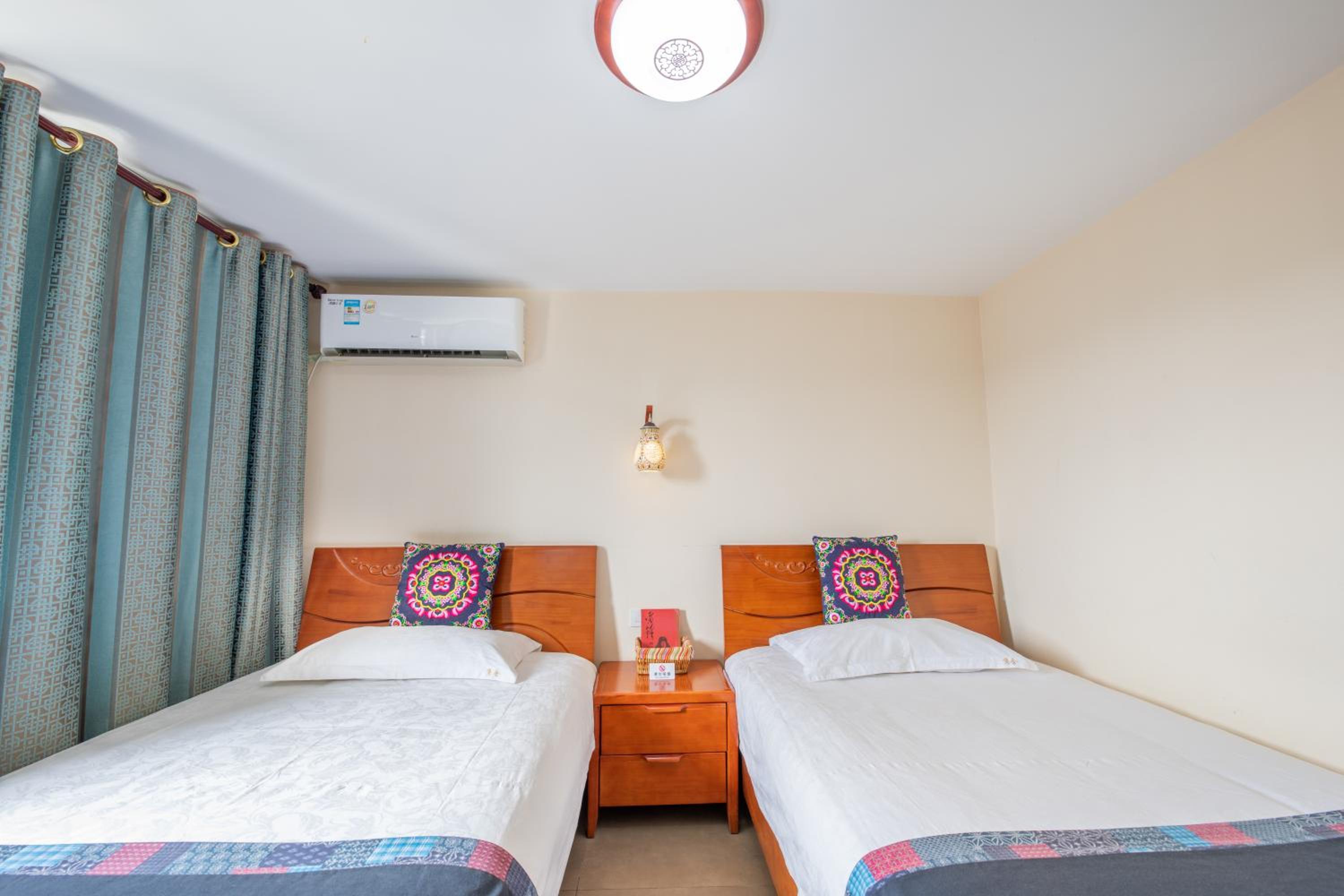 Junshe Boutique Guest House-Complementary pick up servie for a 3-night stay in a deluxe room