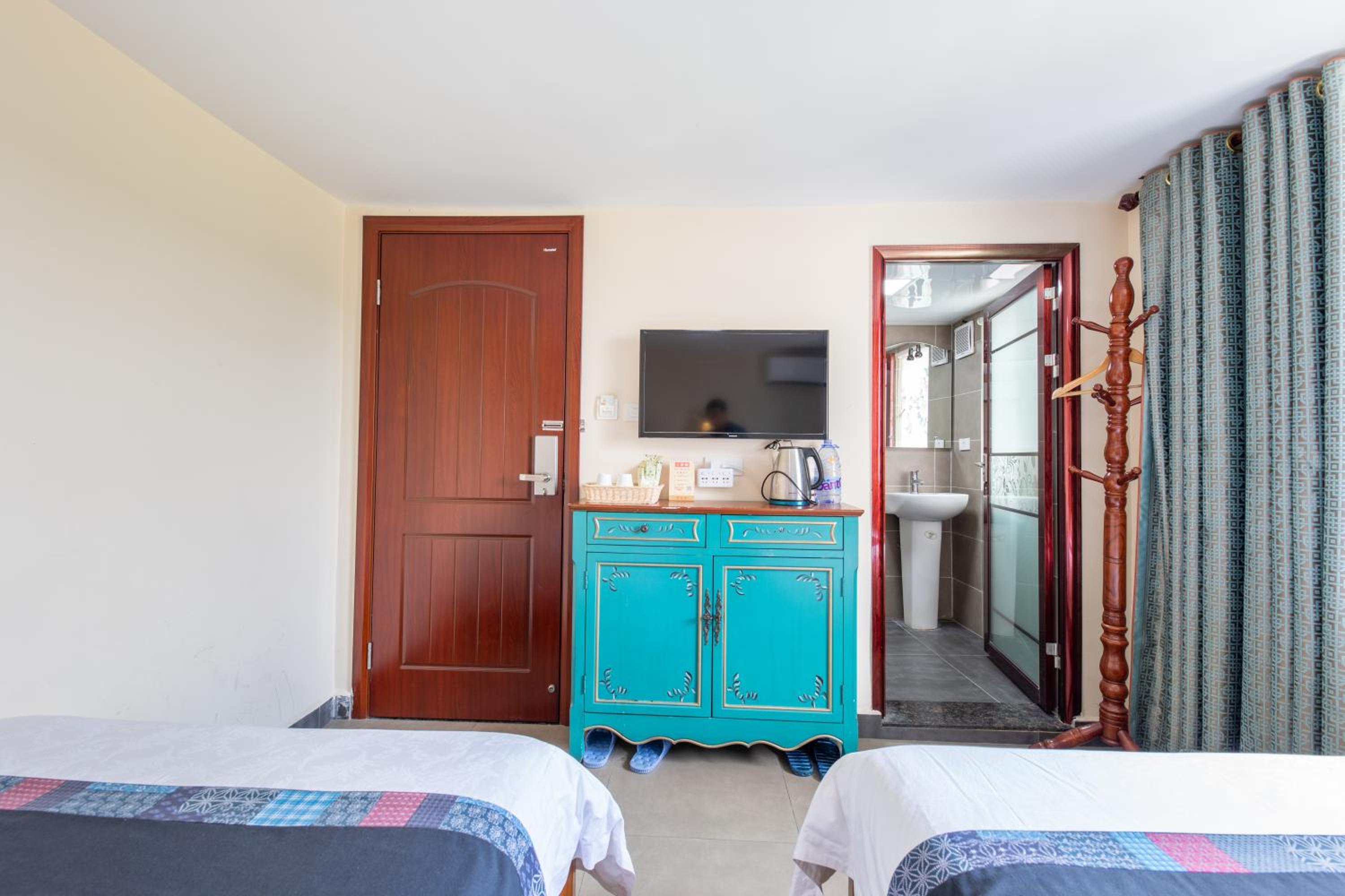Junshe Boutique Guest House-Complementary pick up servie for a 3-night stay in a deluxe room