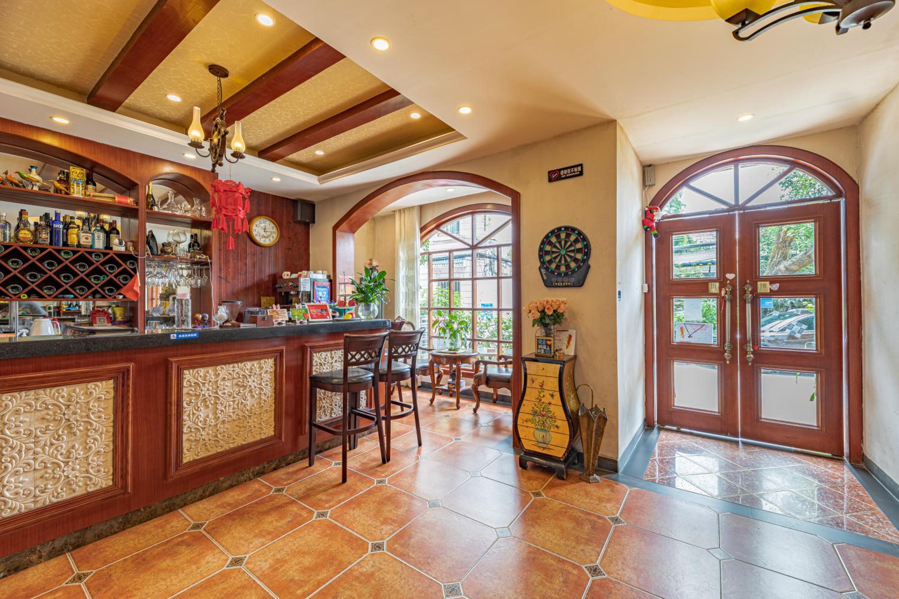 Junshe Boutique Guest House-Complementary pick up servie for a 3-night stay in a deluxe room
