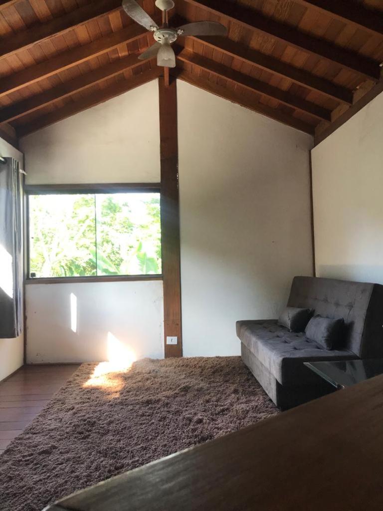 Casa de praia com piscina e clima de montanha