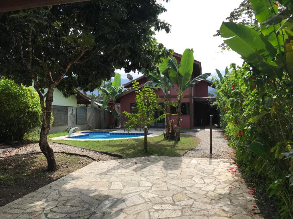 Casa de praia com piscina e clima de montanha