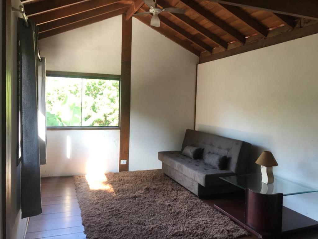 Casa de praia com piscina e clima de montanha