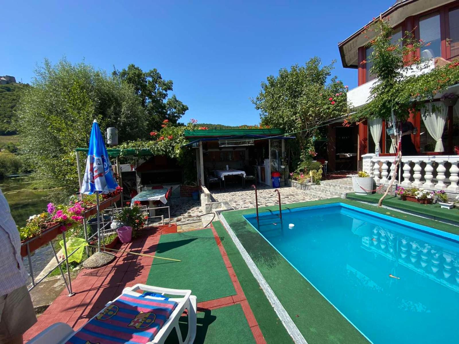 Villa Dino