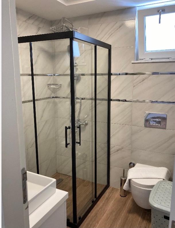 Sun Suites - Image 9