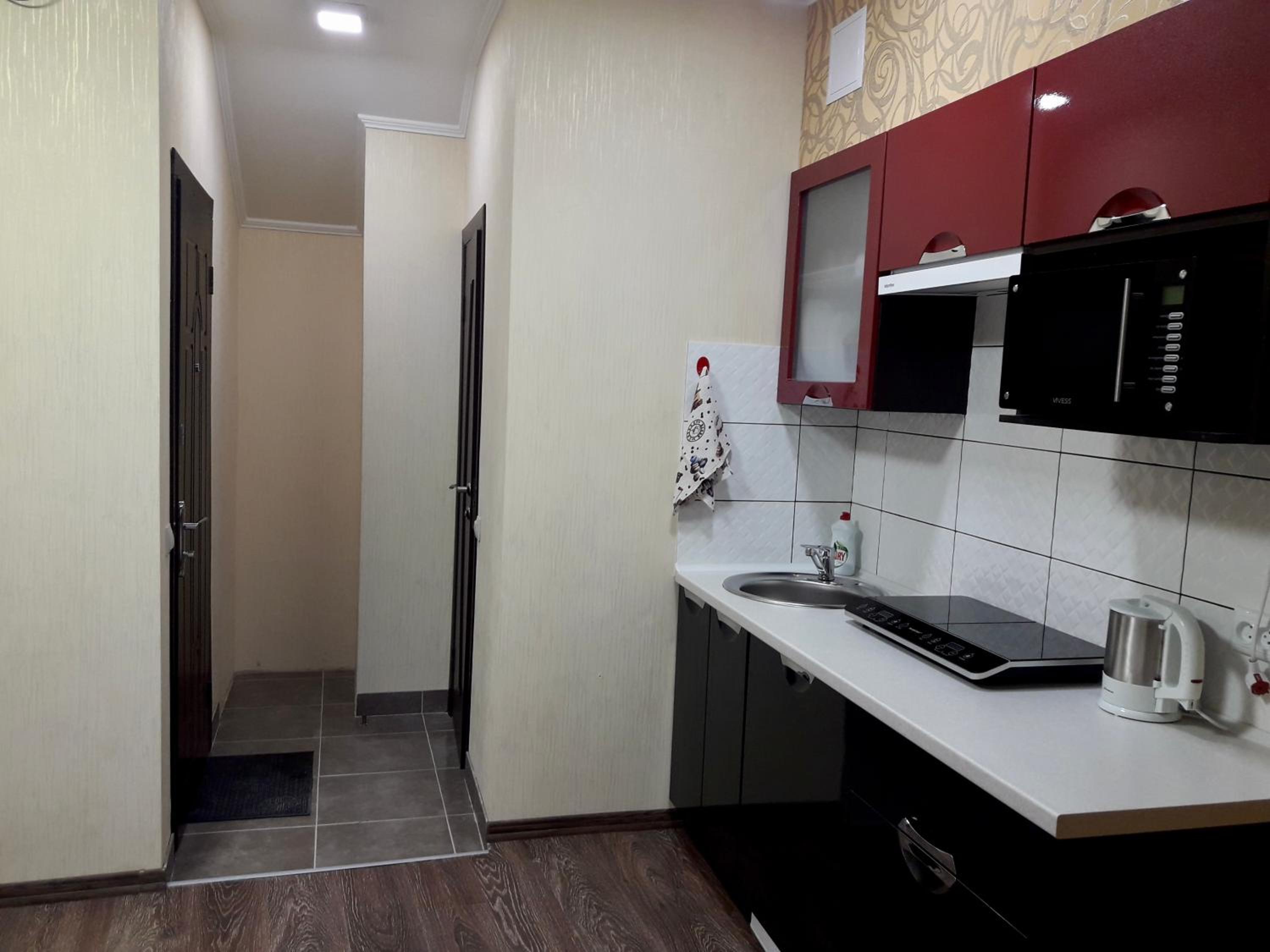 Studio Apartment -біля Вокзалу-недалеко від Центру-Городоцька 131 view 3