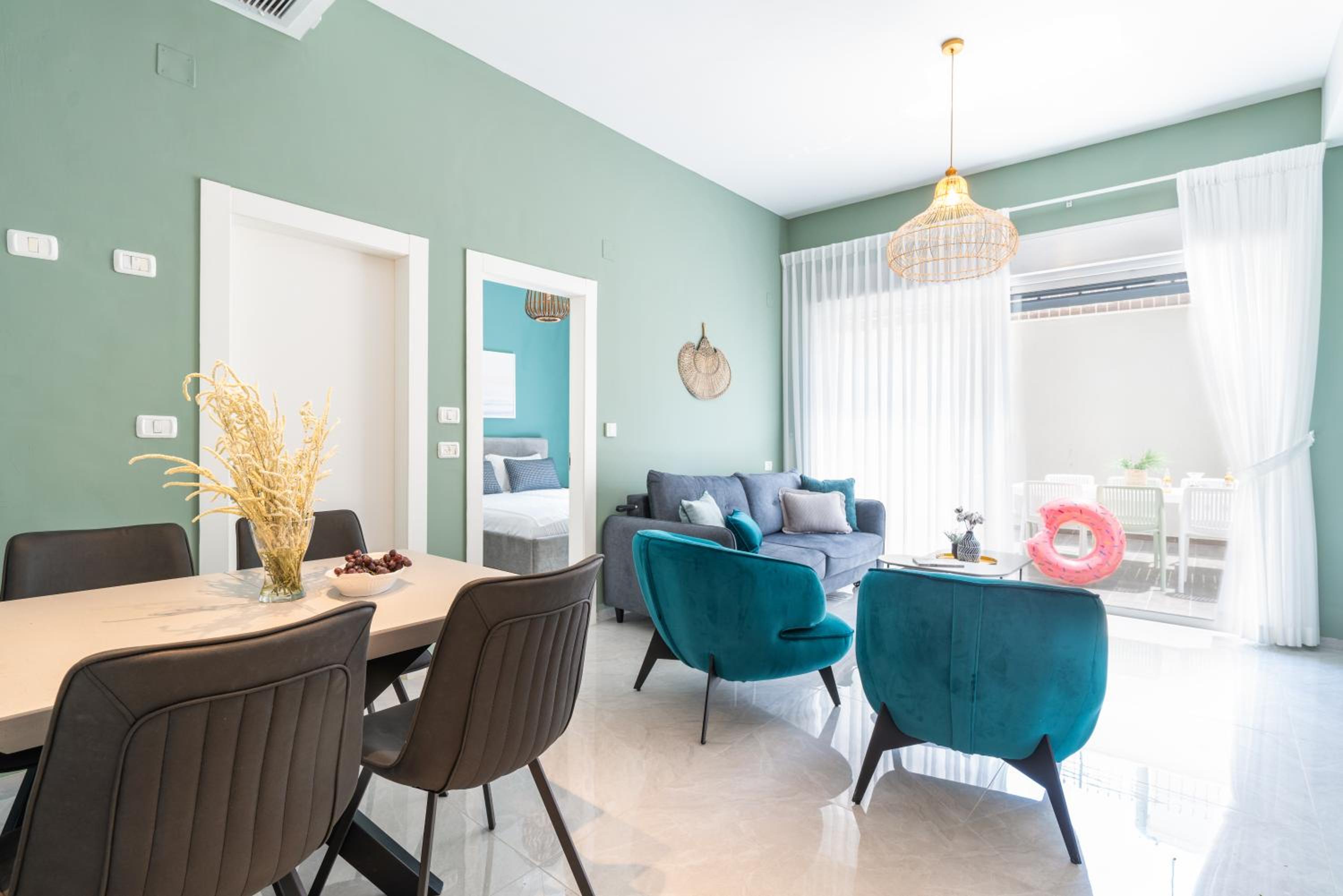 Tranquil Stay Near the Beach by Sea N' Rent view 3