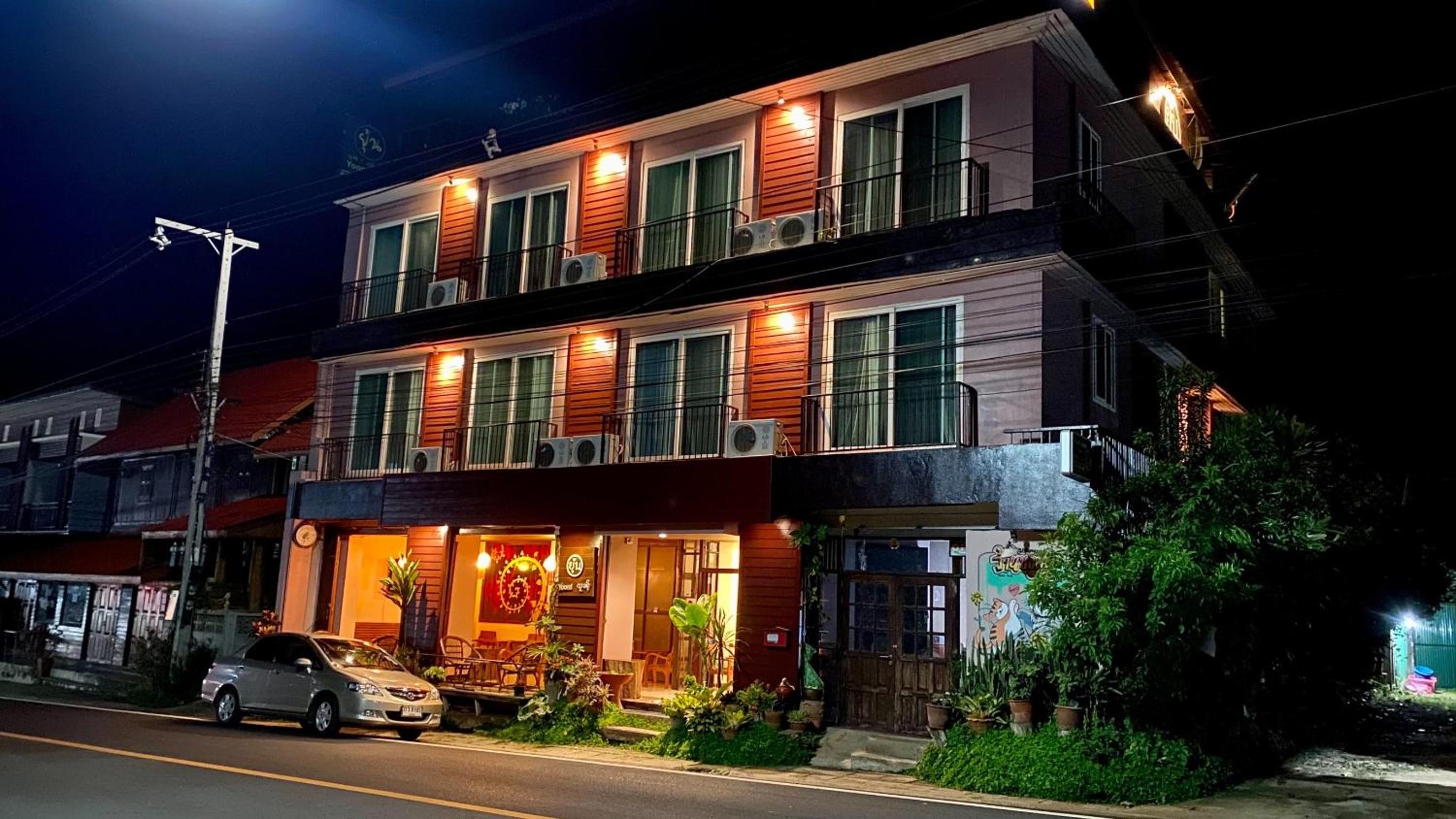 Yoont Hotel
