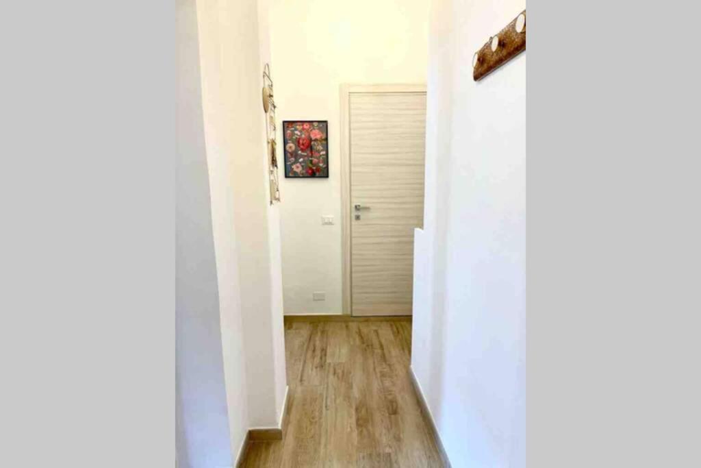 Mascagni 18: Lovely and Central Apartment view 2