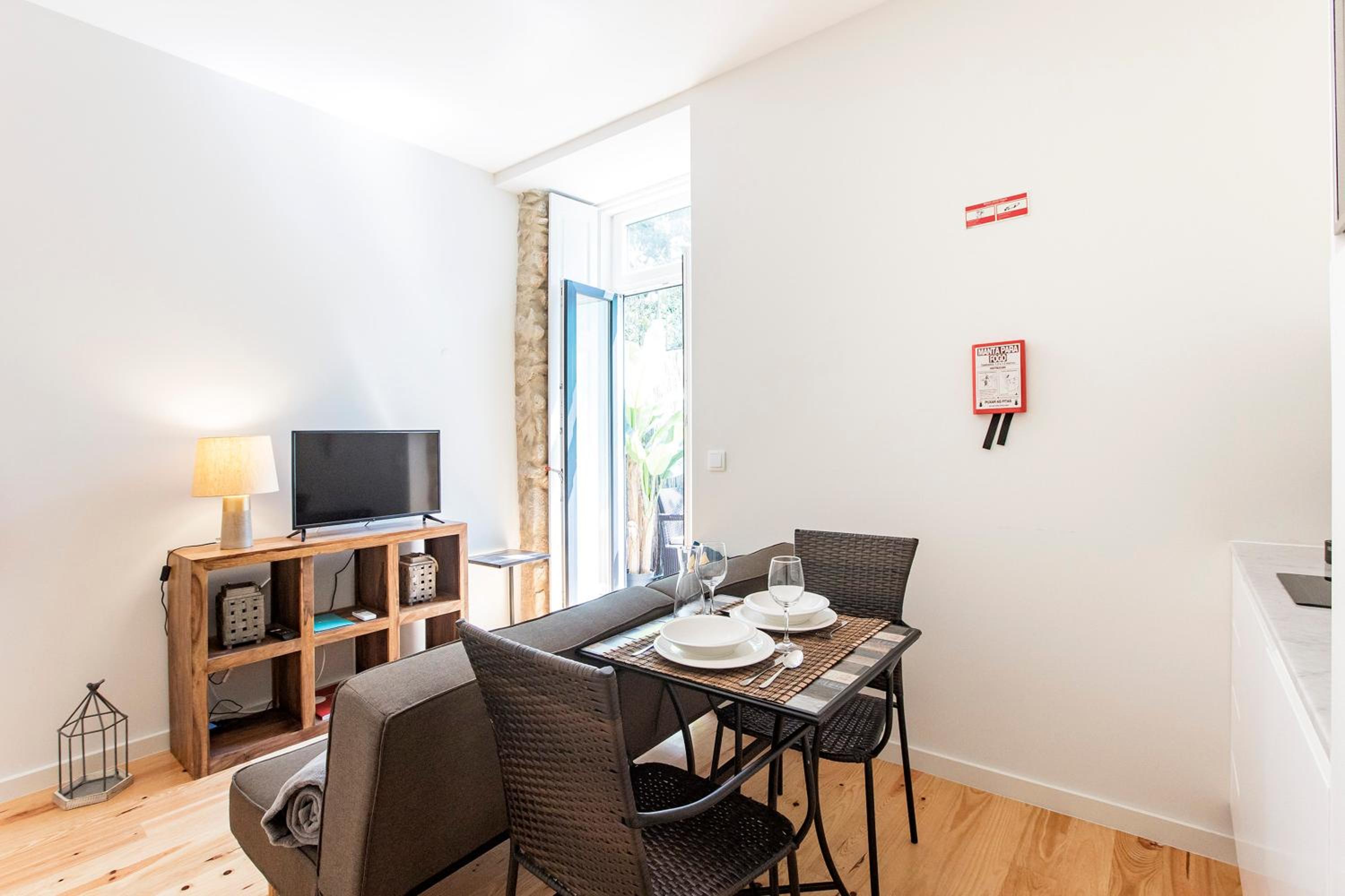 Central Studio with Pool & Patio by LovelyStay view 3