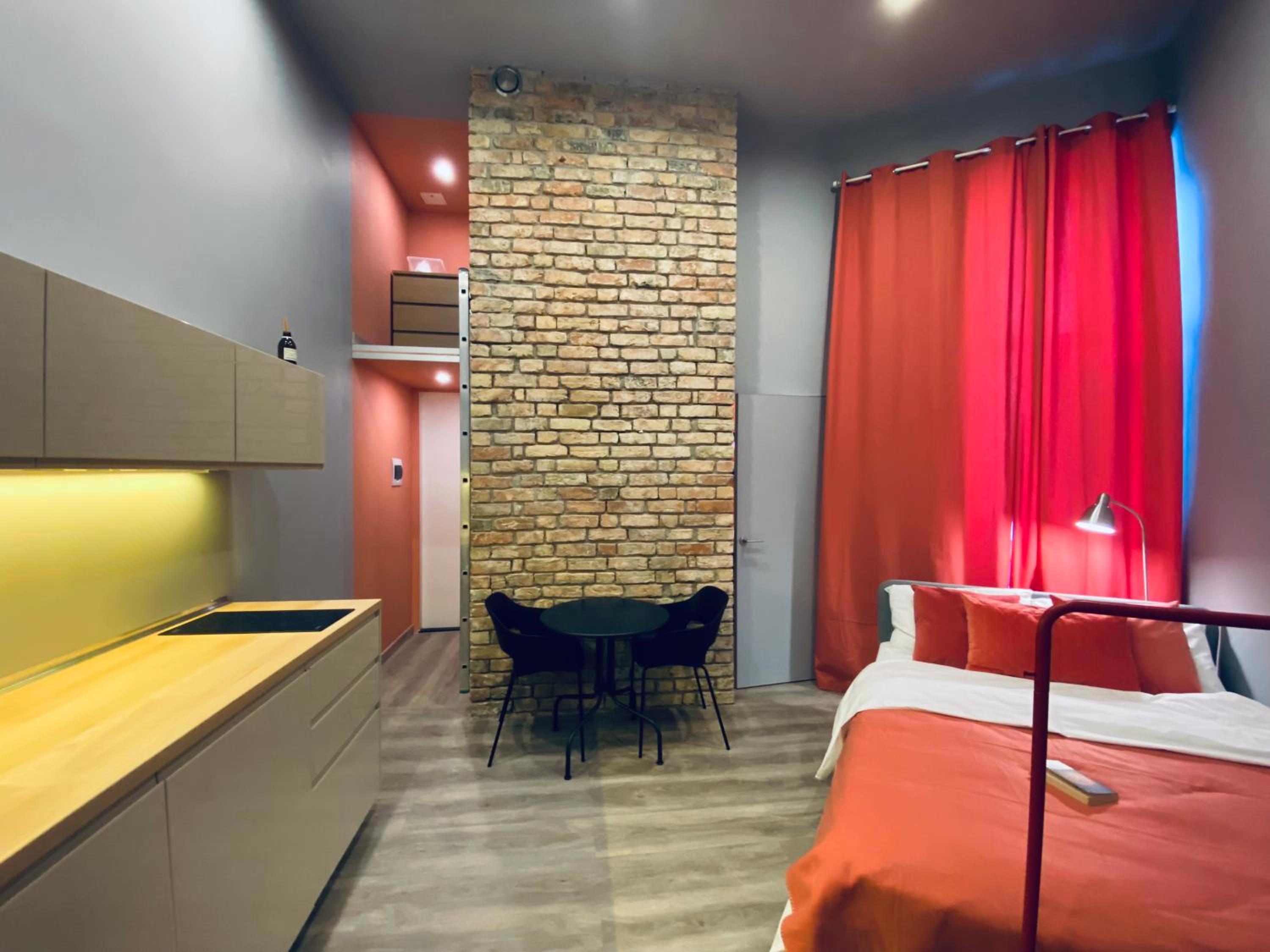 Flamingo apartment (FA) view 2