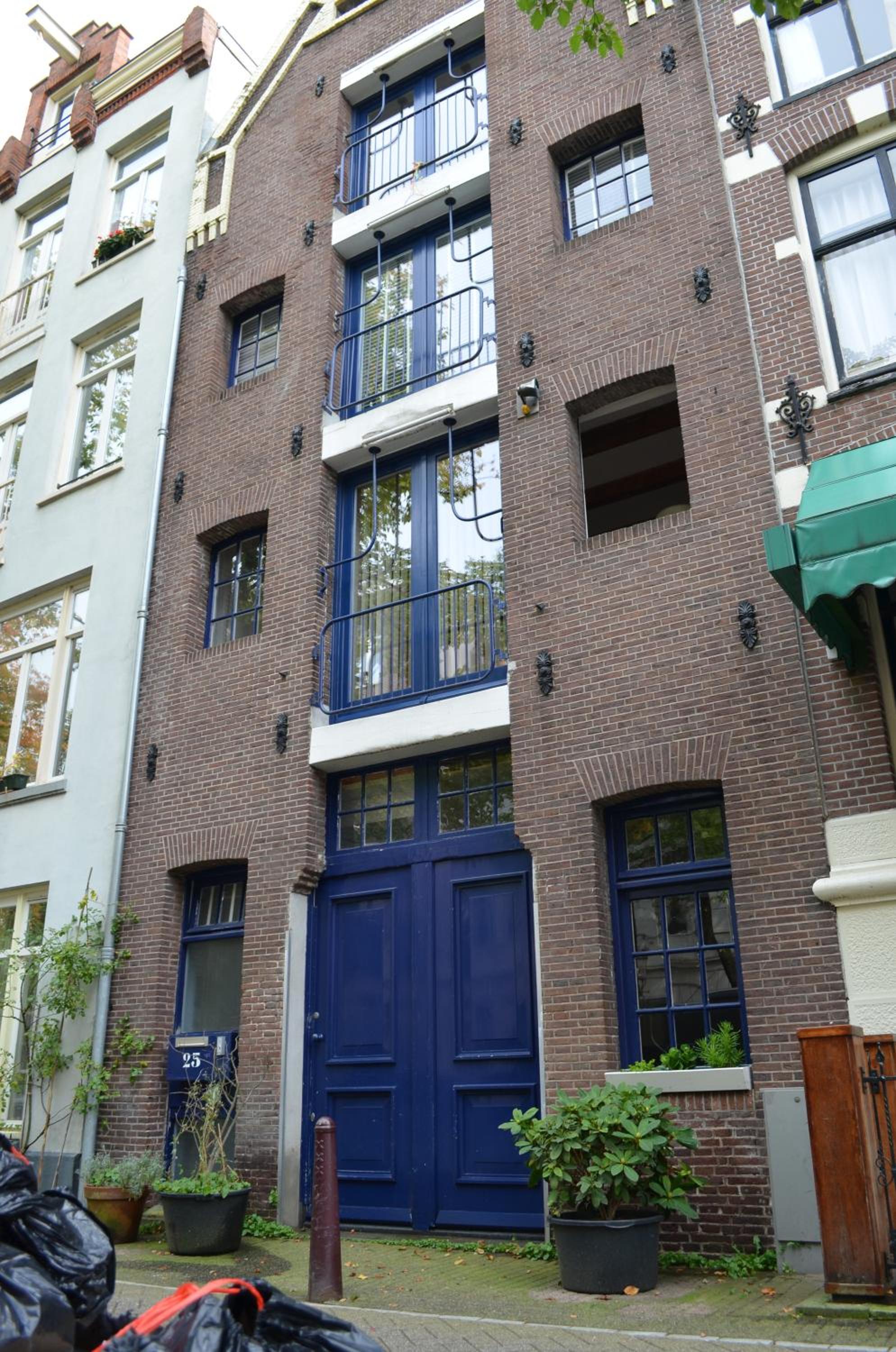 Rembrandtplein Bed & Breakfast