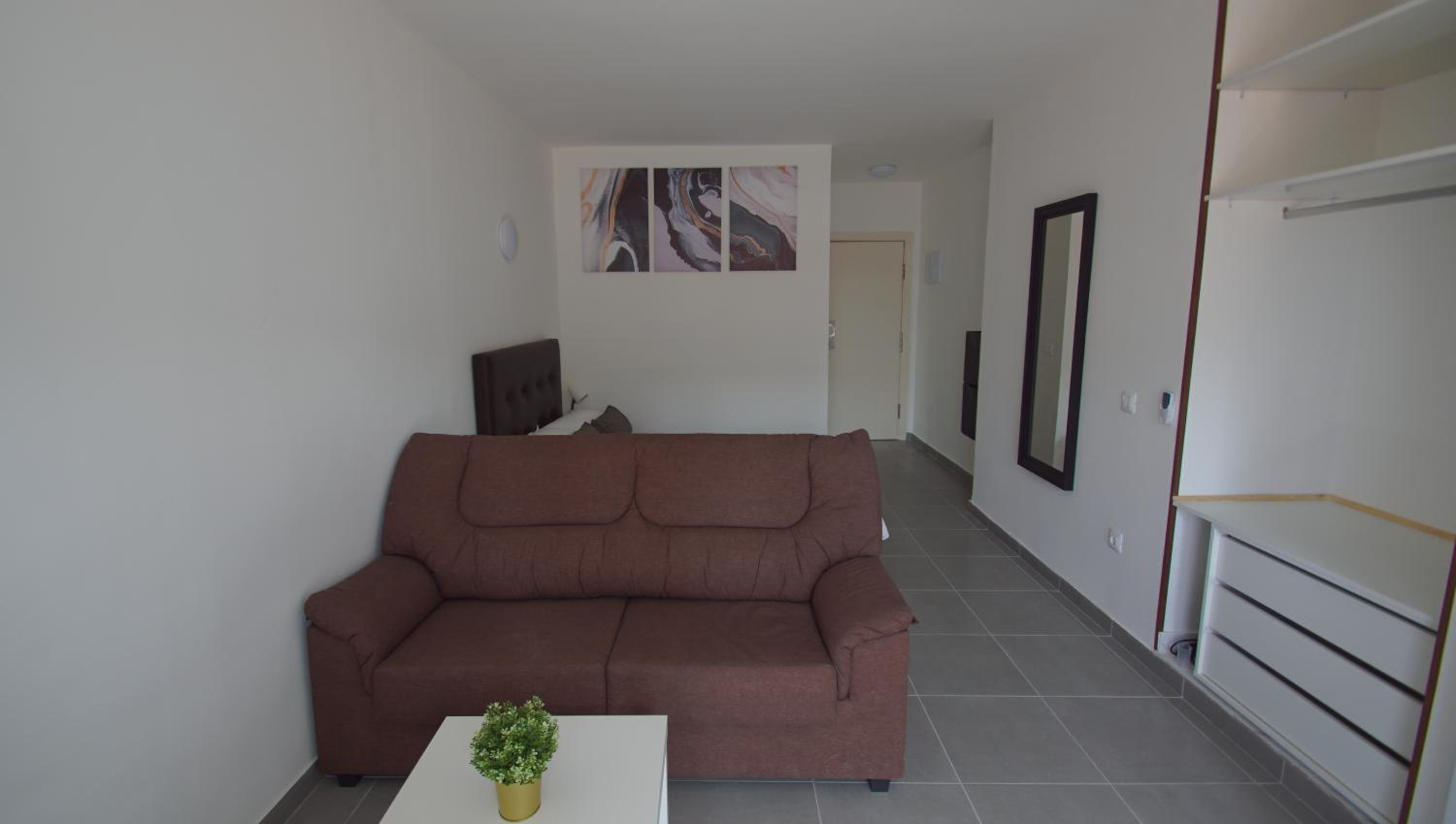 Centrico apartamento con grandes vistas cerca de la playa photo 1