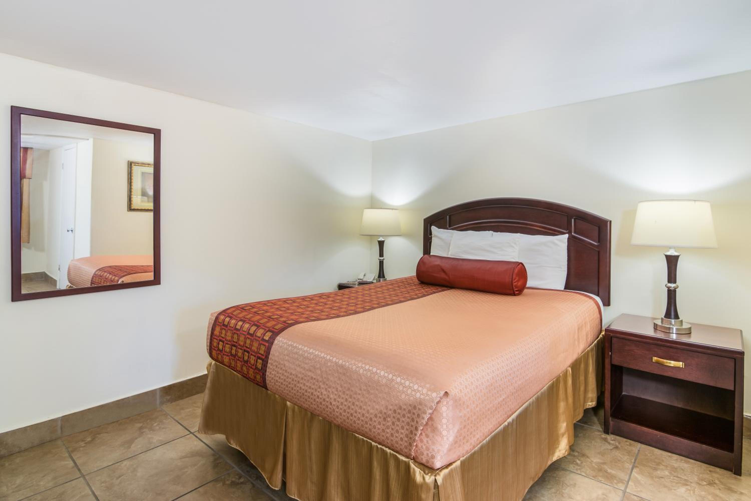 Rodeway Inn - Property Image 33