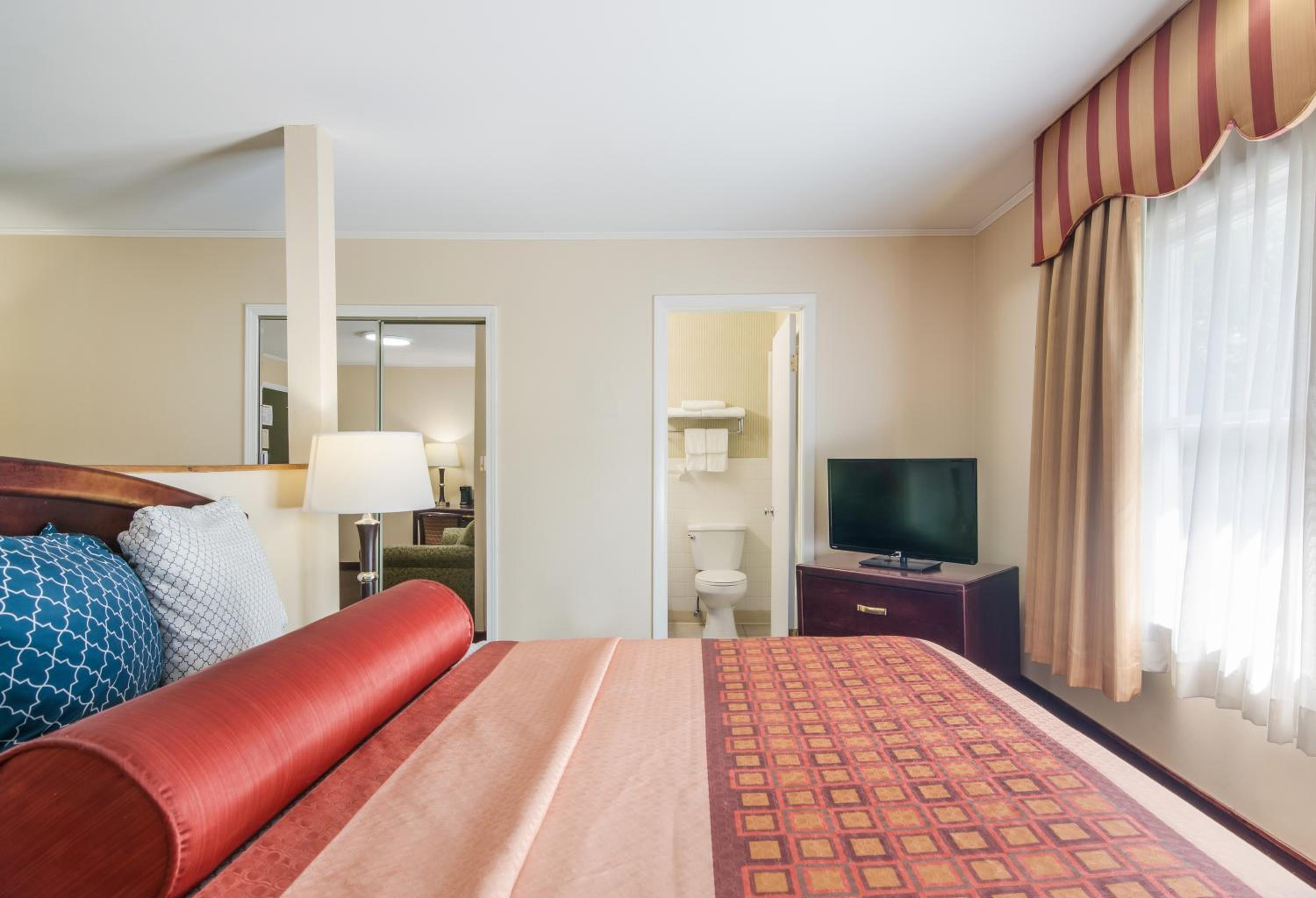 Rodeway Inn - Property Image 31