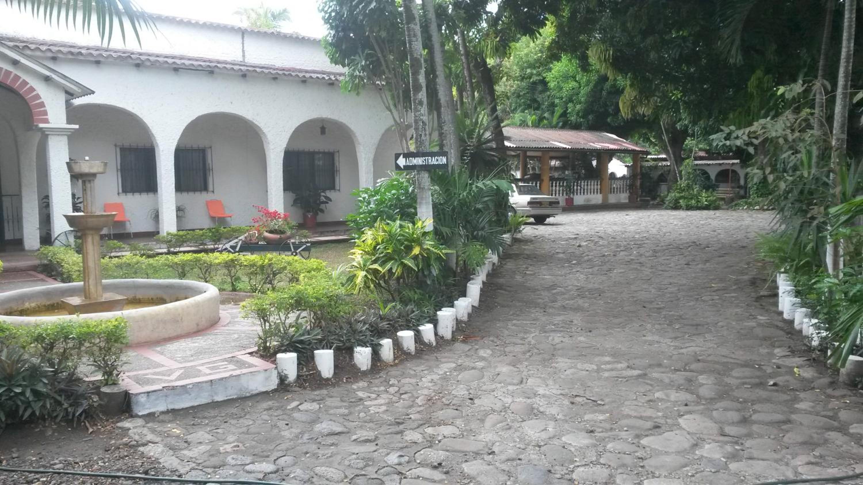VILLA GLADHYS CASA CAMPESTRE