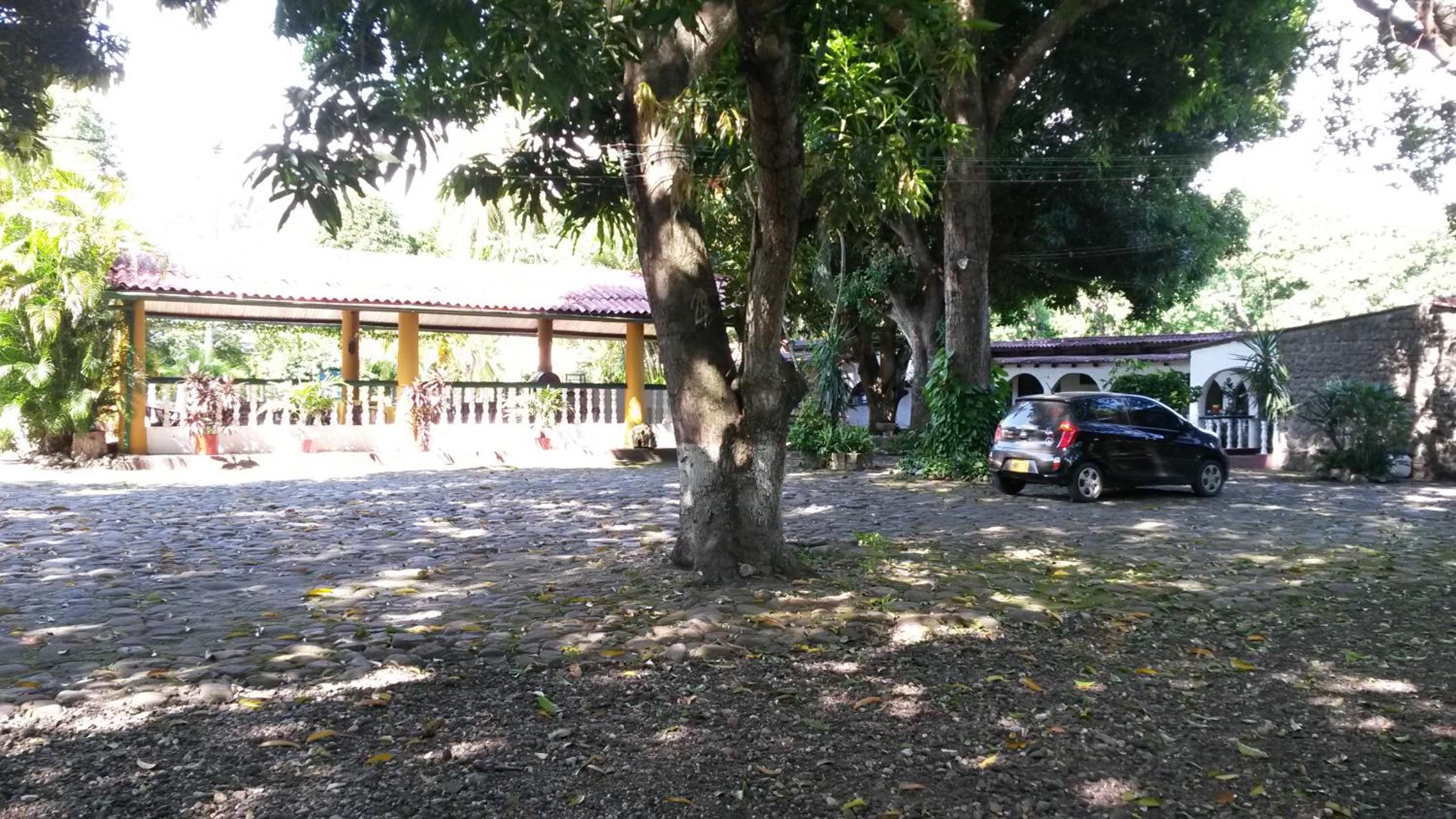 VILLA GLADHYS CASA CAMPESTRE