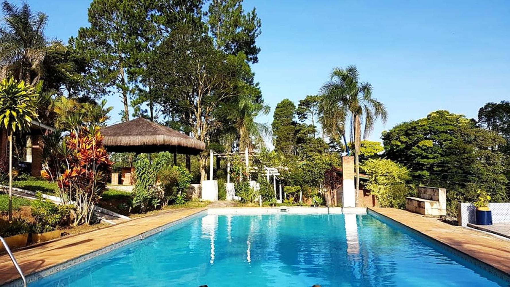 Casa de campo c piscina e churrasq - Mairipora - SP
