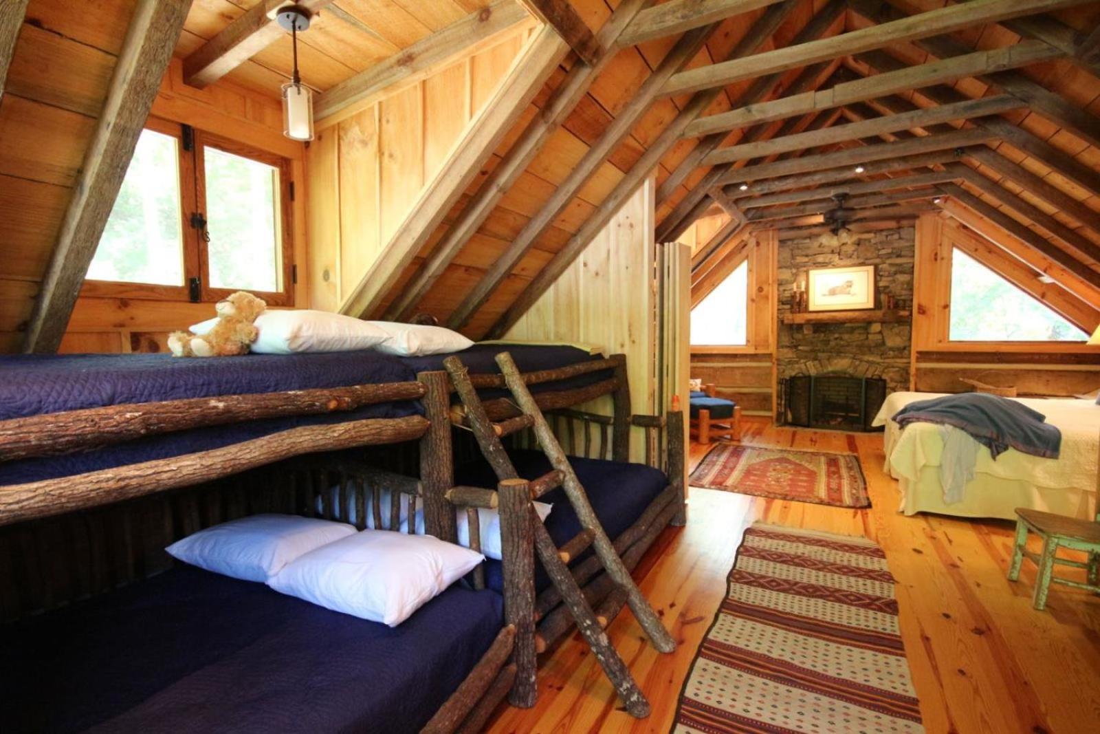 Sarah`s Cabin · Sarah`s Cabin in Pisgah Forest