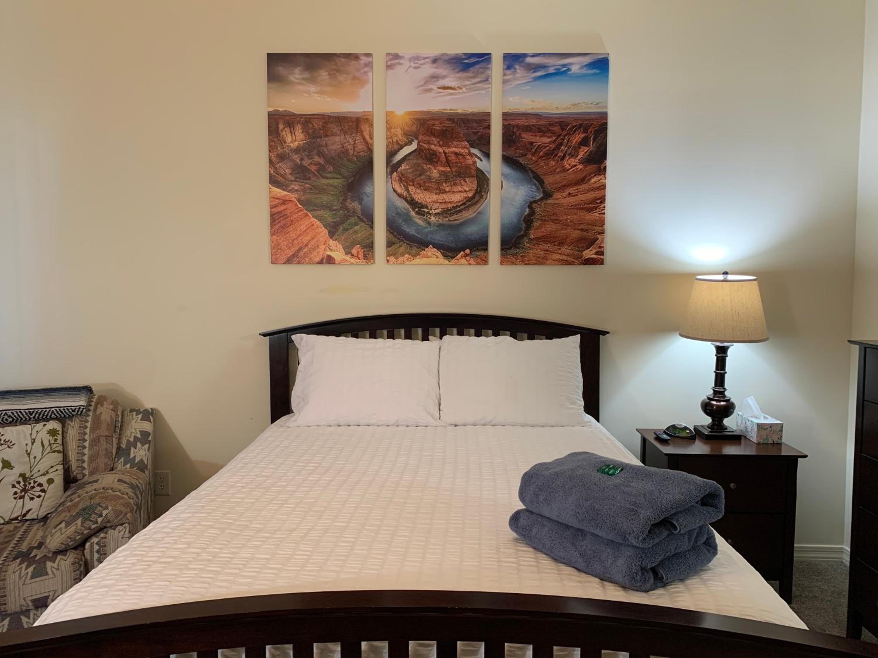 Page Vacations - Desert Frontier with Garage, Boat Space,  WFH Workspace - Property Image 5