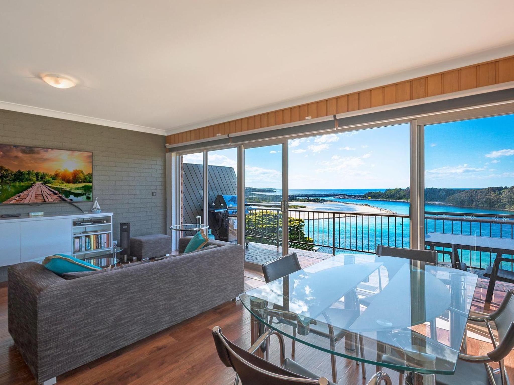 Pacific Pines Unit 5 view 4