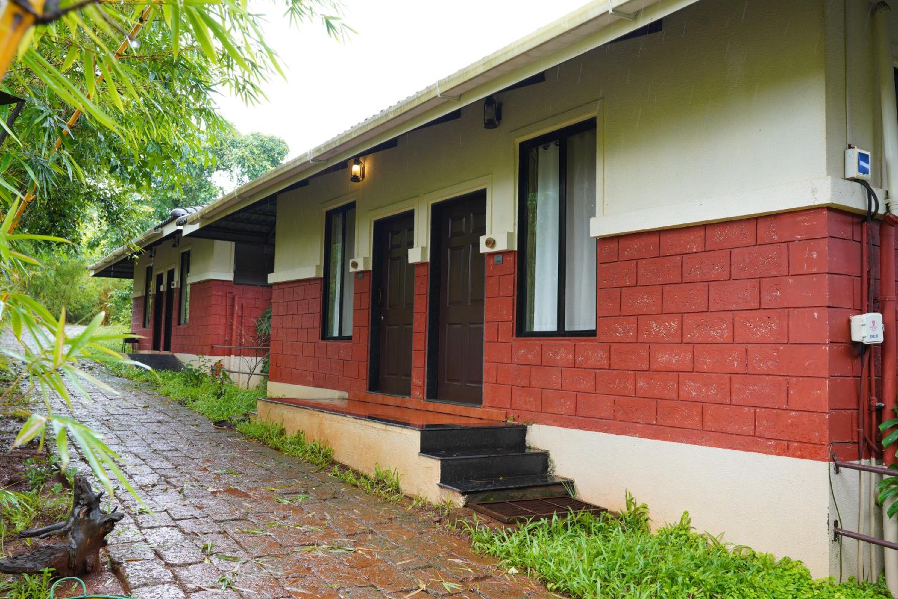 Forest Escapes Koyna