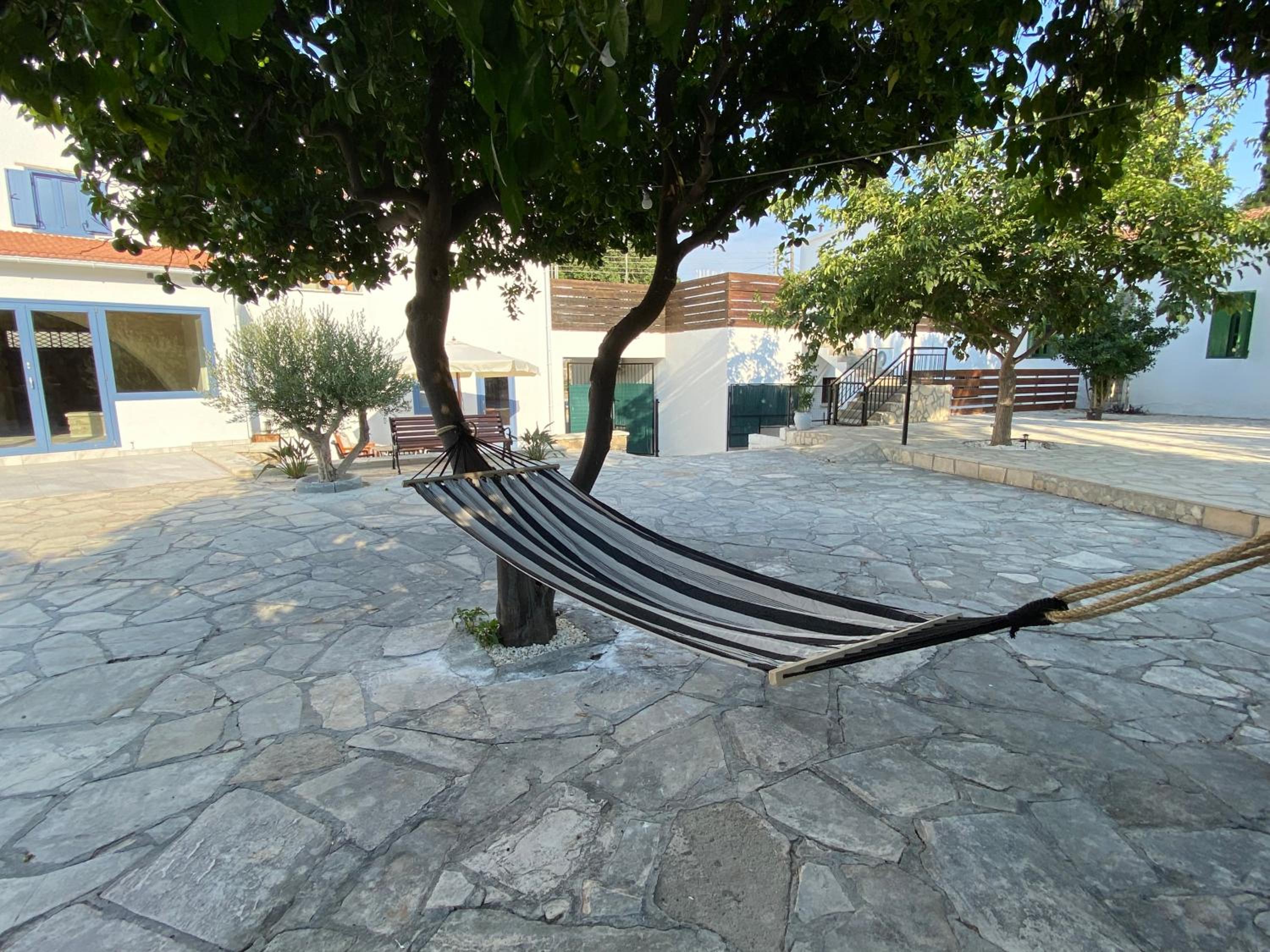 The Courtyard Episkopi Guest Houses