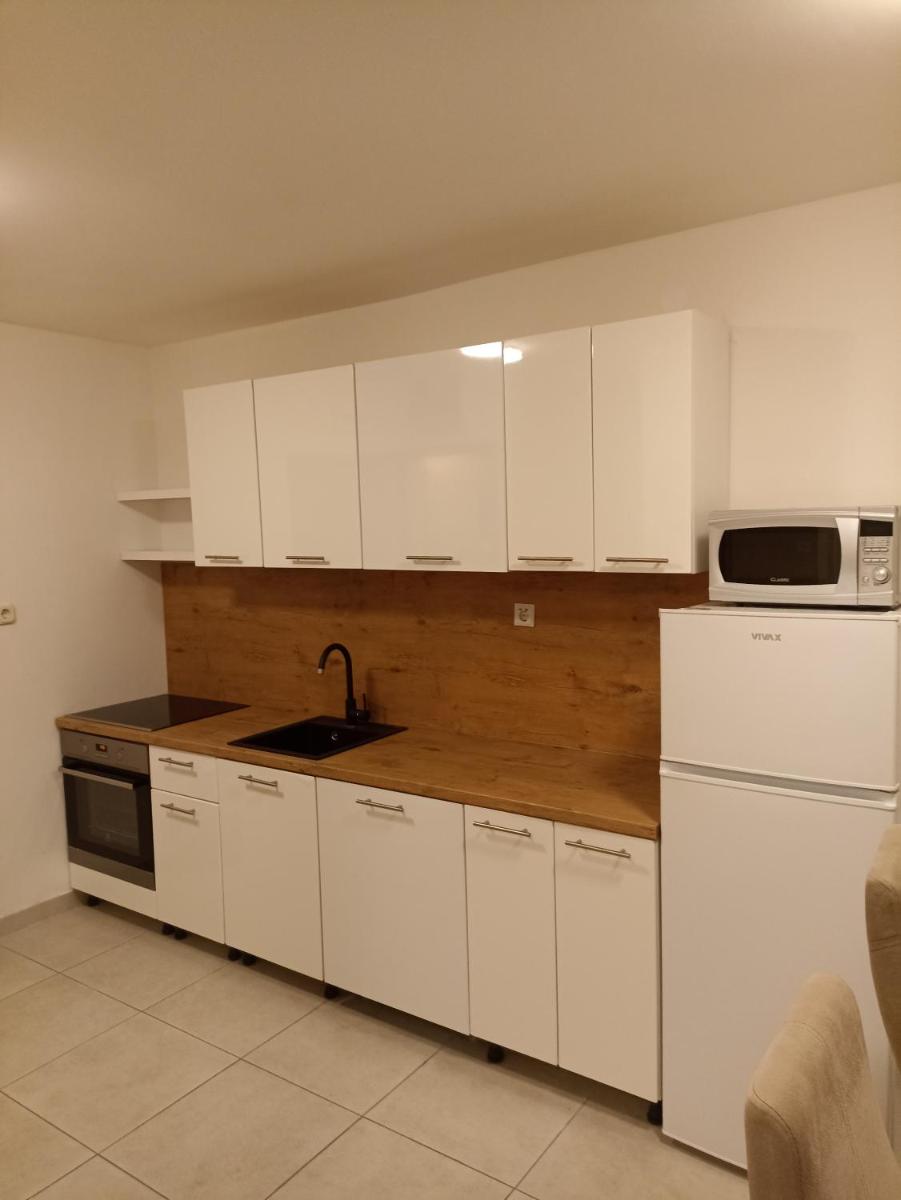 Apartment in a small village near the beach view 3