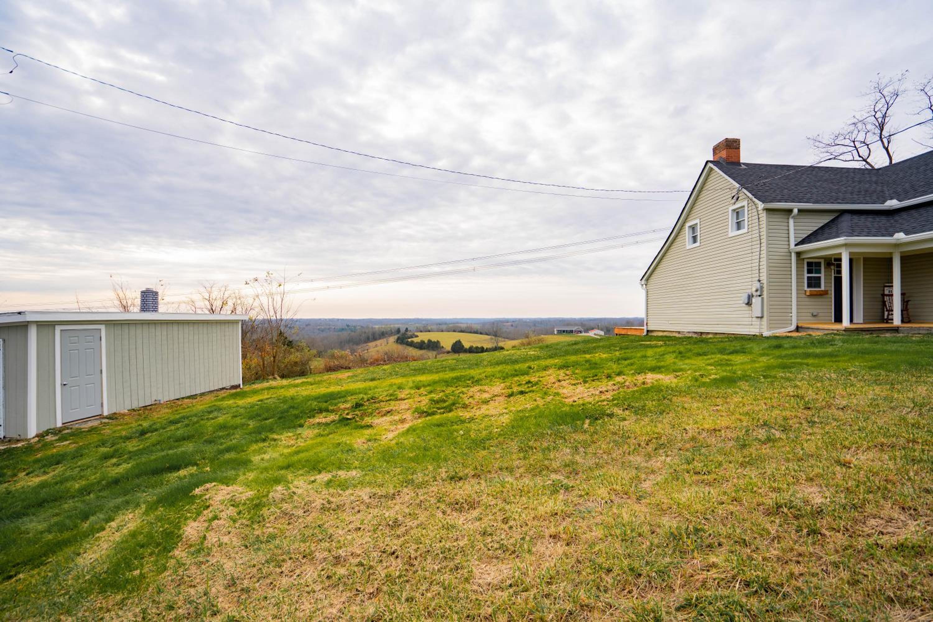 7 Min to Ark! - Fire Pit - Sleeps 11 view 4