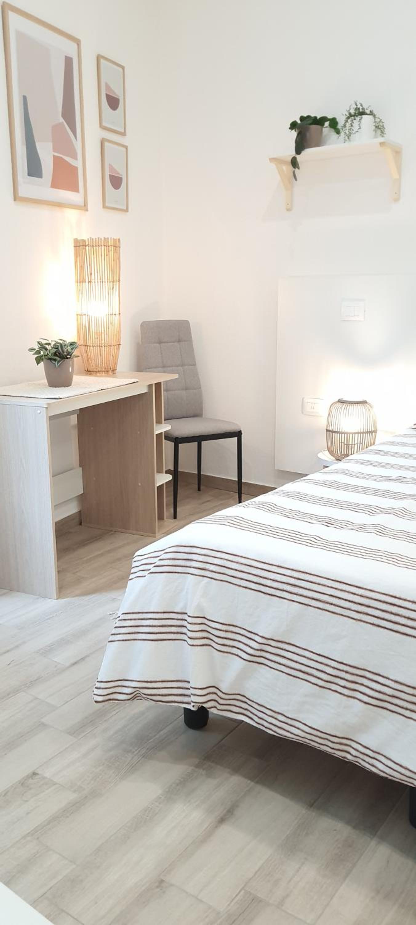 SUITE BLANC APARTMENTS - Monolocali indipendenti con cucina e bagno privato - Check-in e check-out con codice in autonomia h24 - Terrazza in comune NECESSA view 4