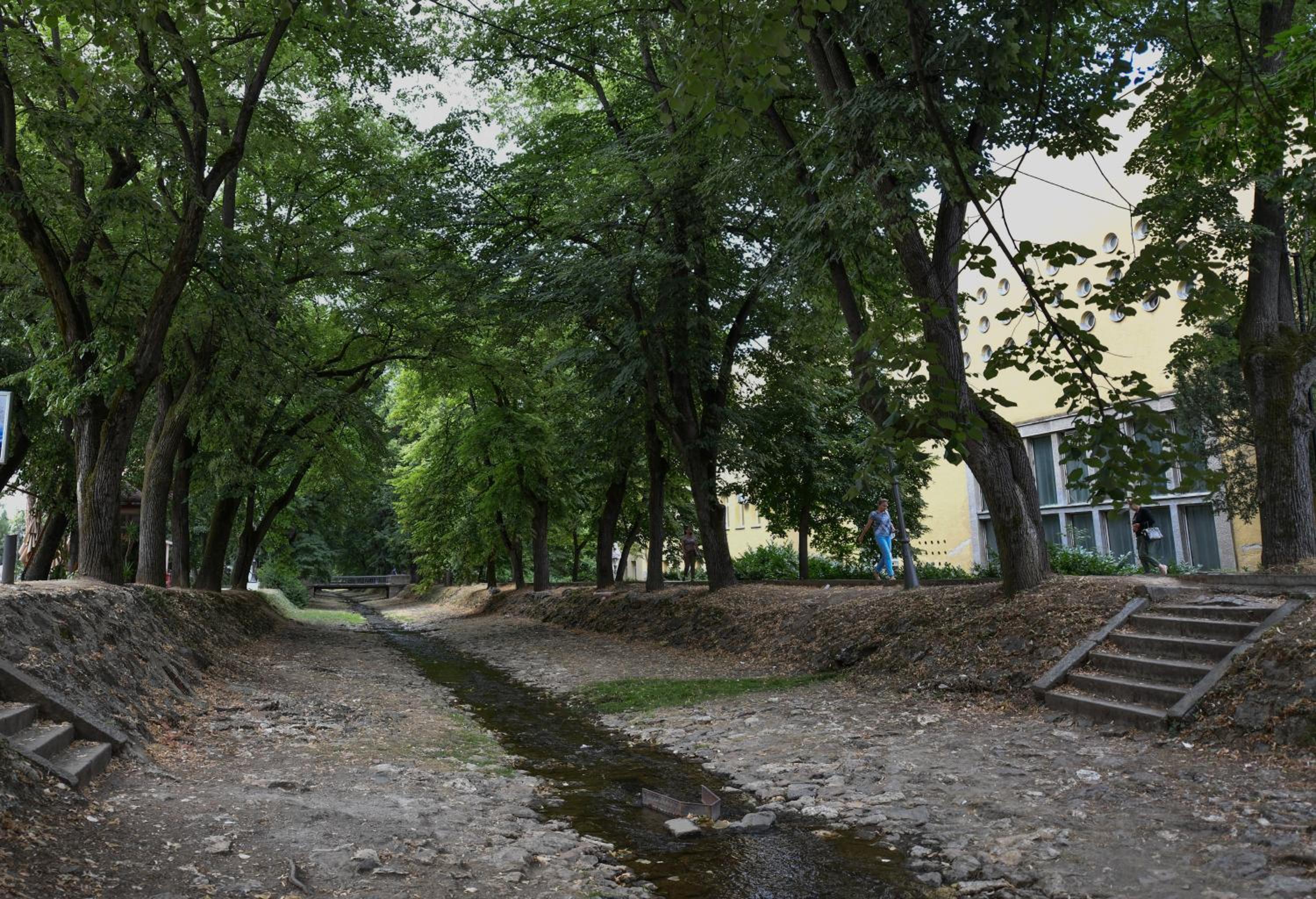 Photo 32