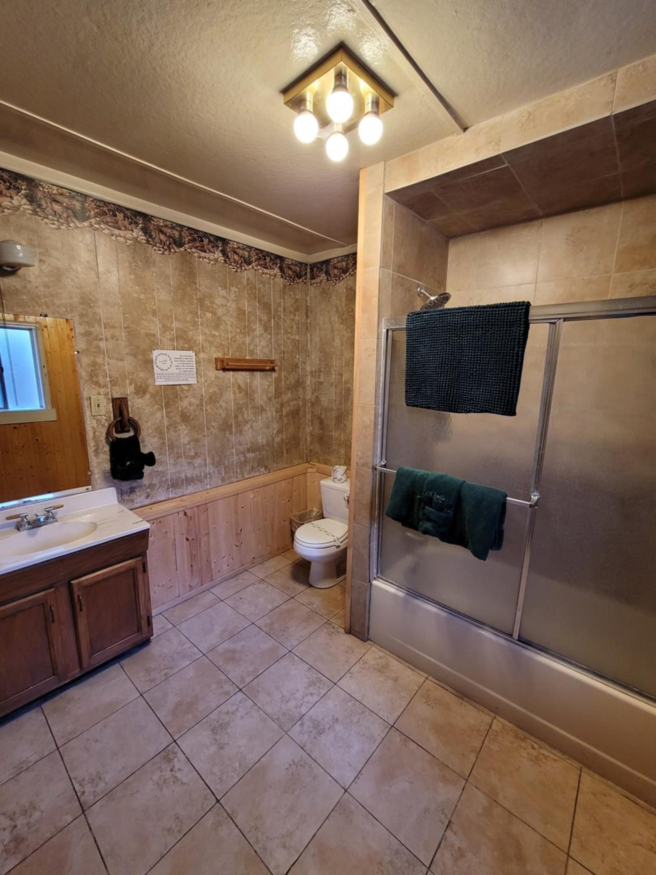 Grey Squirrel Resort