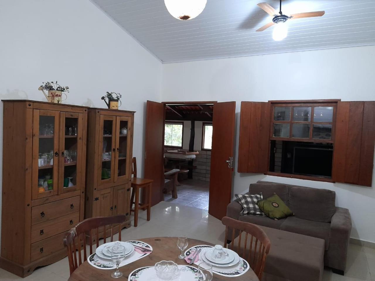 Casa em Pirenópolis com Piscina Fazenda Bonsucesso