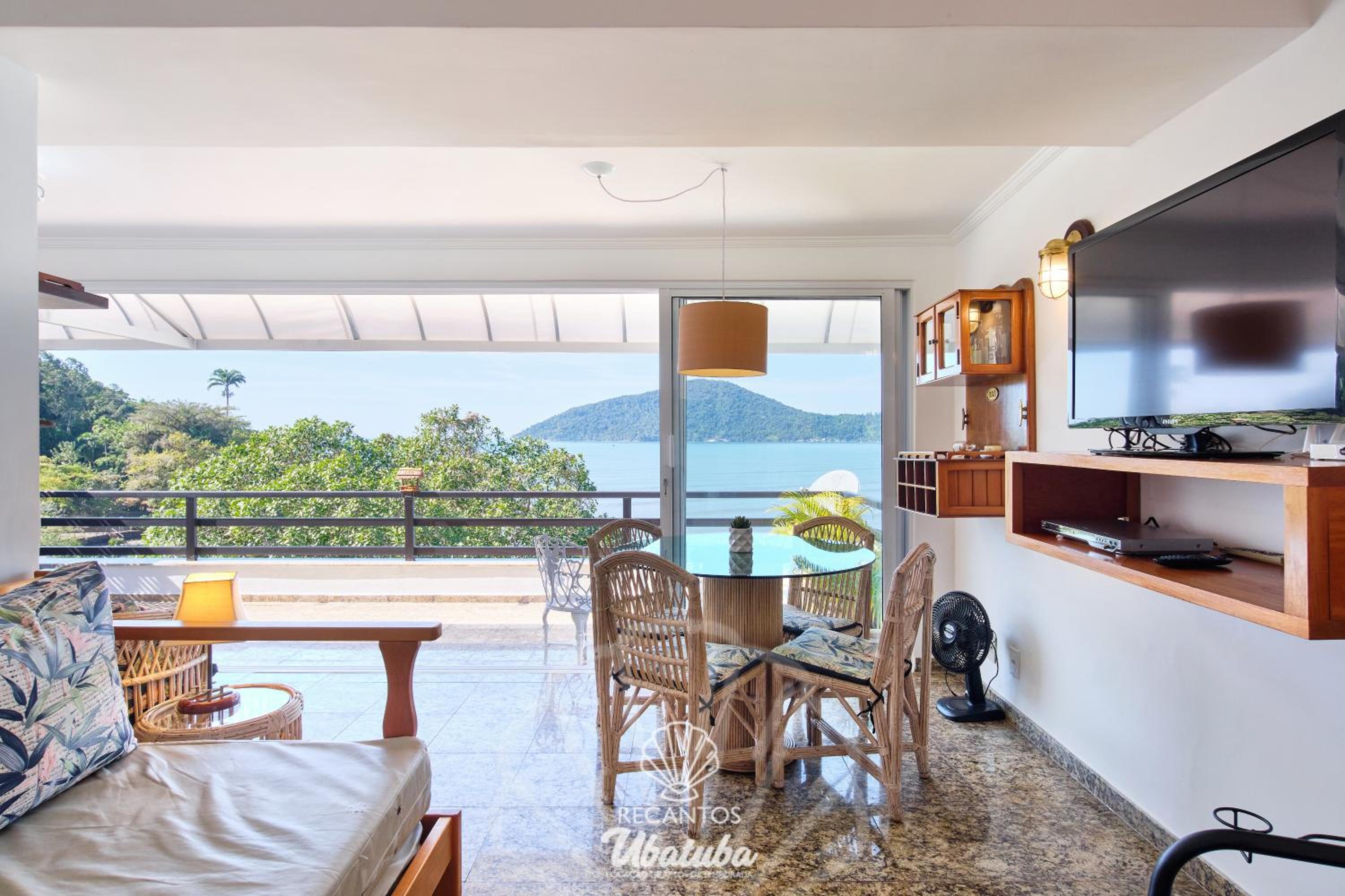 Frente pro MAR, linda VISTA, com piscina e 2 Suítes, no centro de Ubatuba, RECANTO 4 view 3
