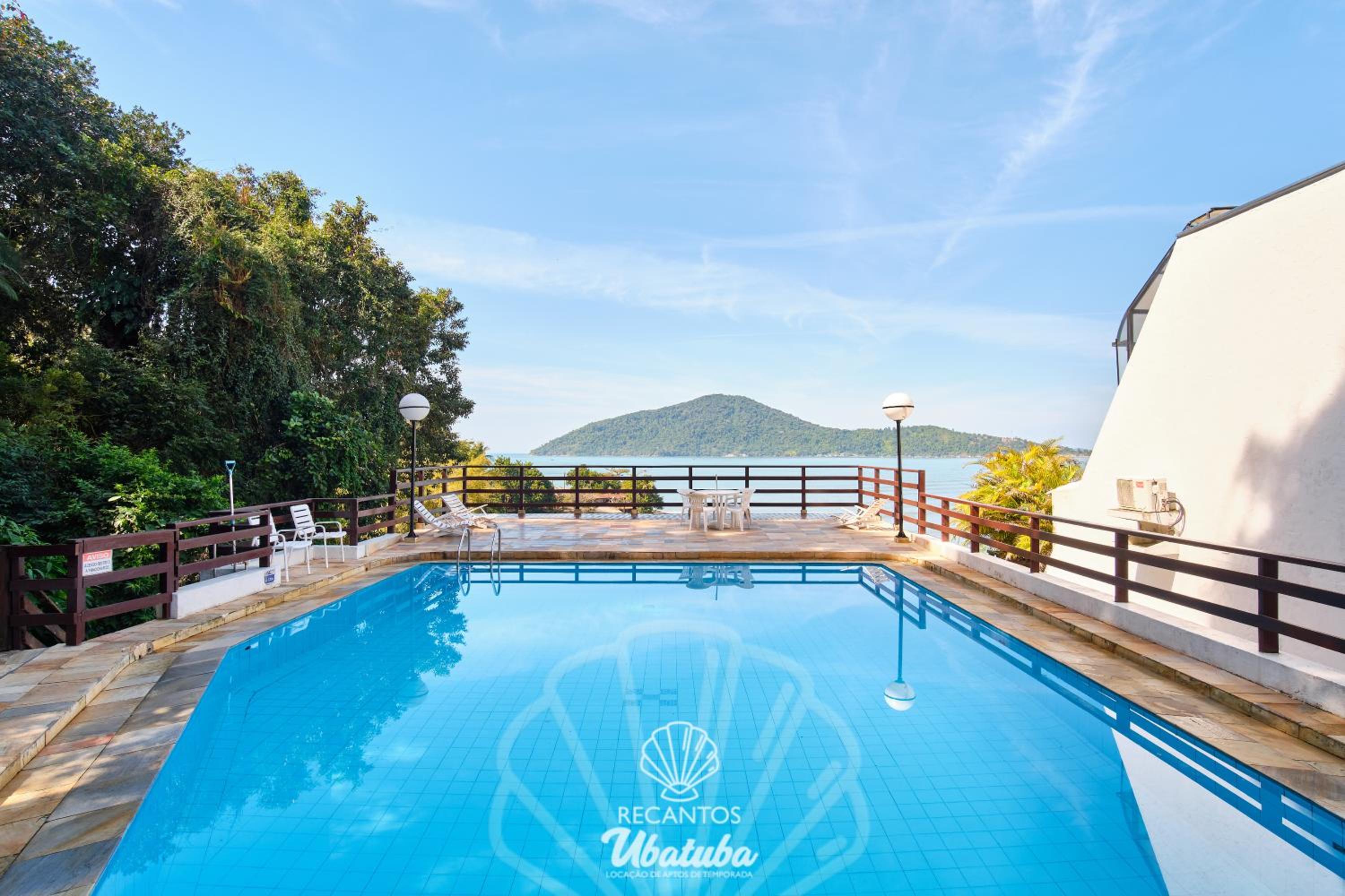 Frente pro MAR, linda VISTA, com piscina e 2 Suítes, no centro de Ubatuba, RECANTO 4 view 4