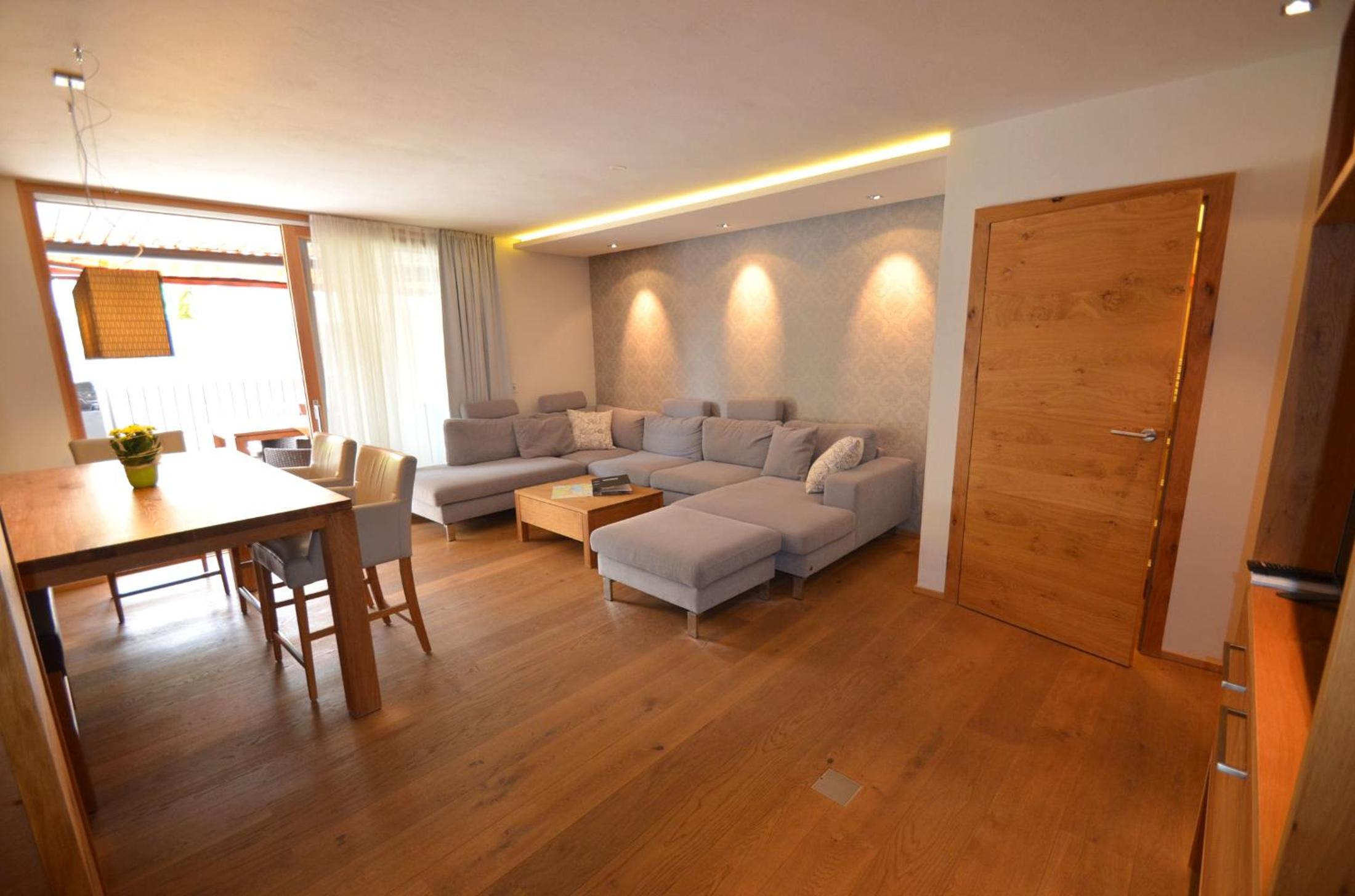 Zell City Exclusive Lodges by All in One Apartments