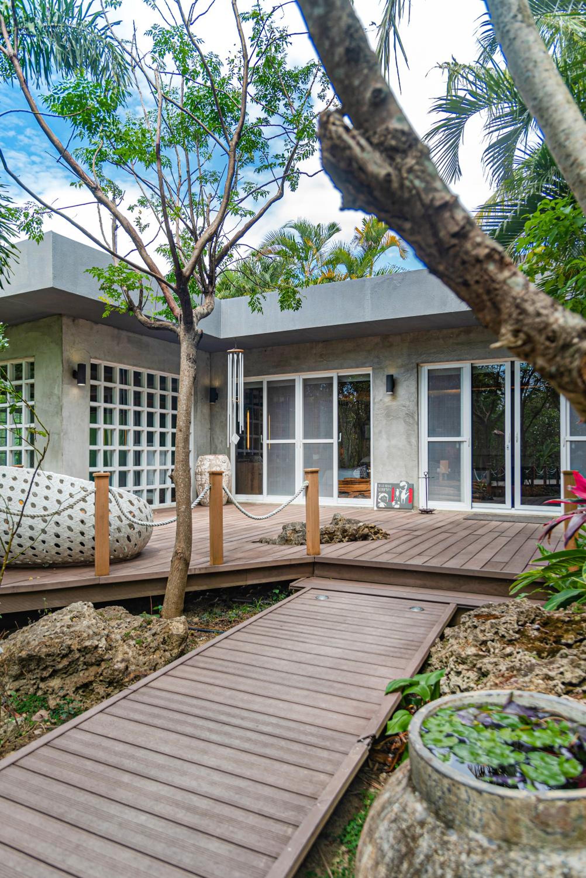 The House 15 Villa