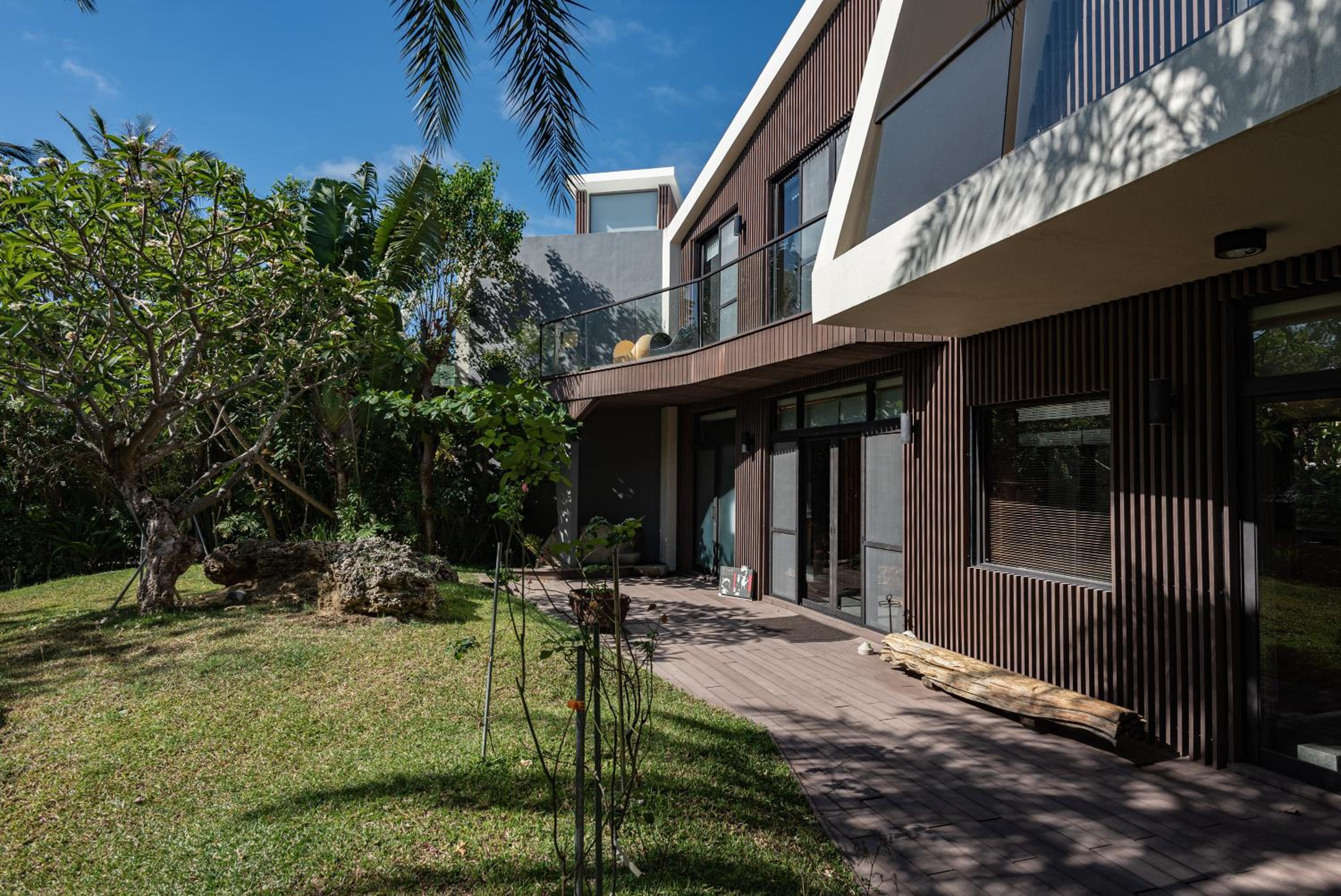 The House 15 Villa