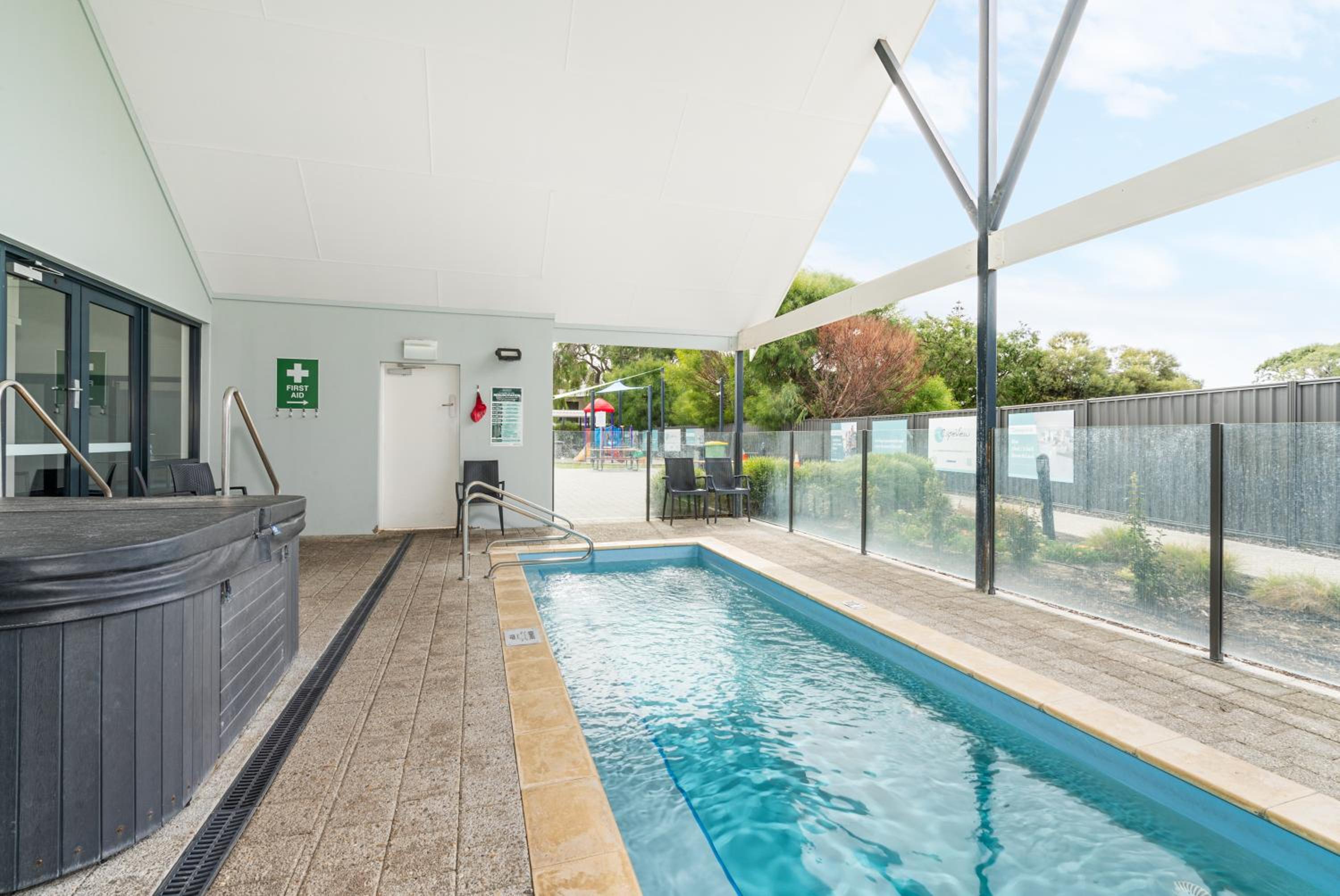 Coastal Cottage - Unit 22 Cape View Resort, Busselton