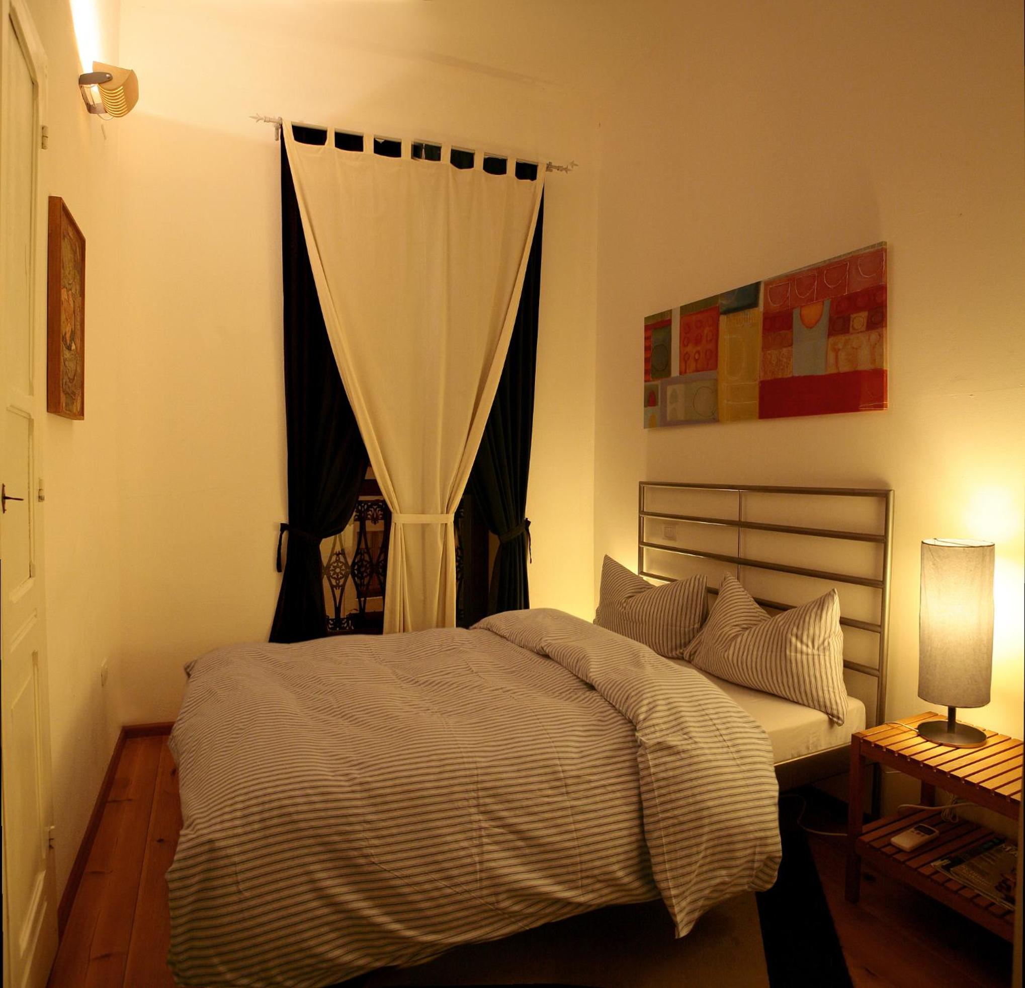 Studio Apartments Centro Storico Via Manno