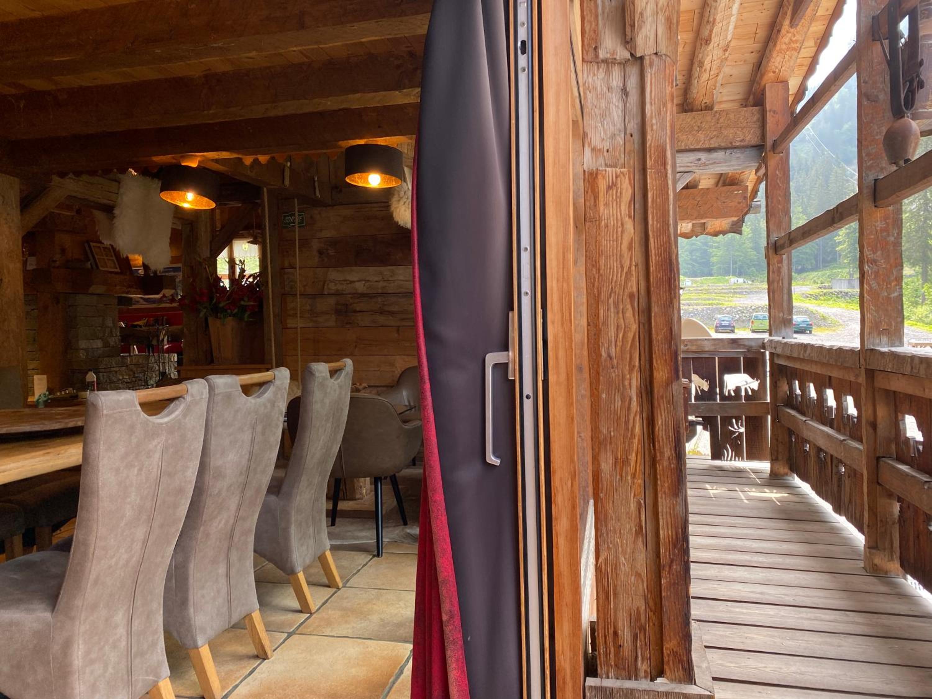 Chalet La Grange à Germaine - Propriétés Mont Amour