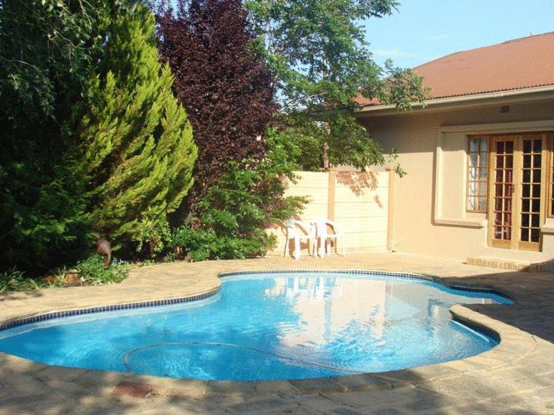 Two Bells Guest House view 3